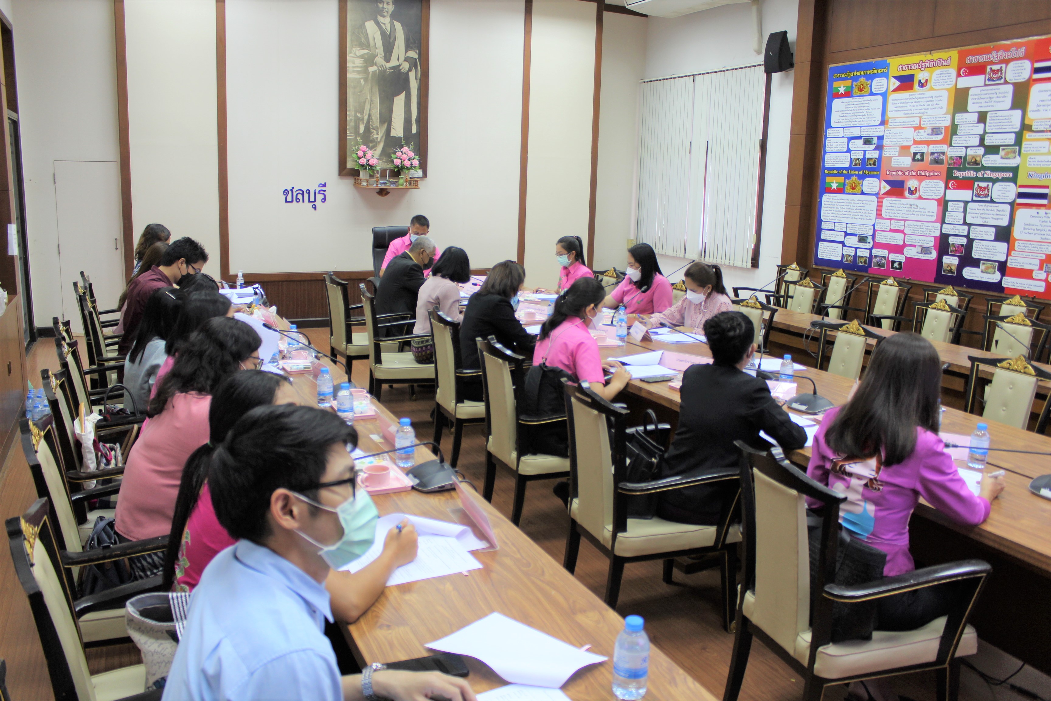 ประชุมคณะอนุกรรมการบริหารกองทุนพัฒนาบทบาทสตรีจังหวัดชลบุรี ครั้งที่ 7/2564