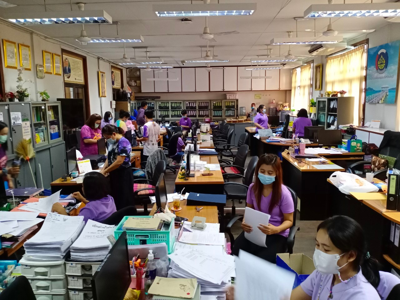 สพจ.ชลบุรี ทำกิจกรรมเสริมสร้างความผาสุกในองค์กร