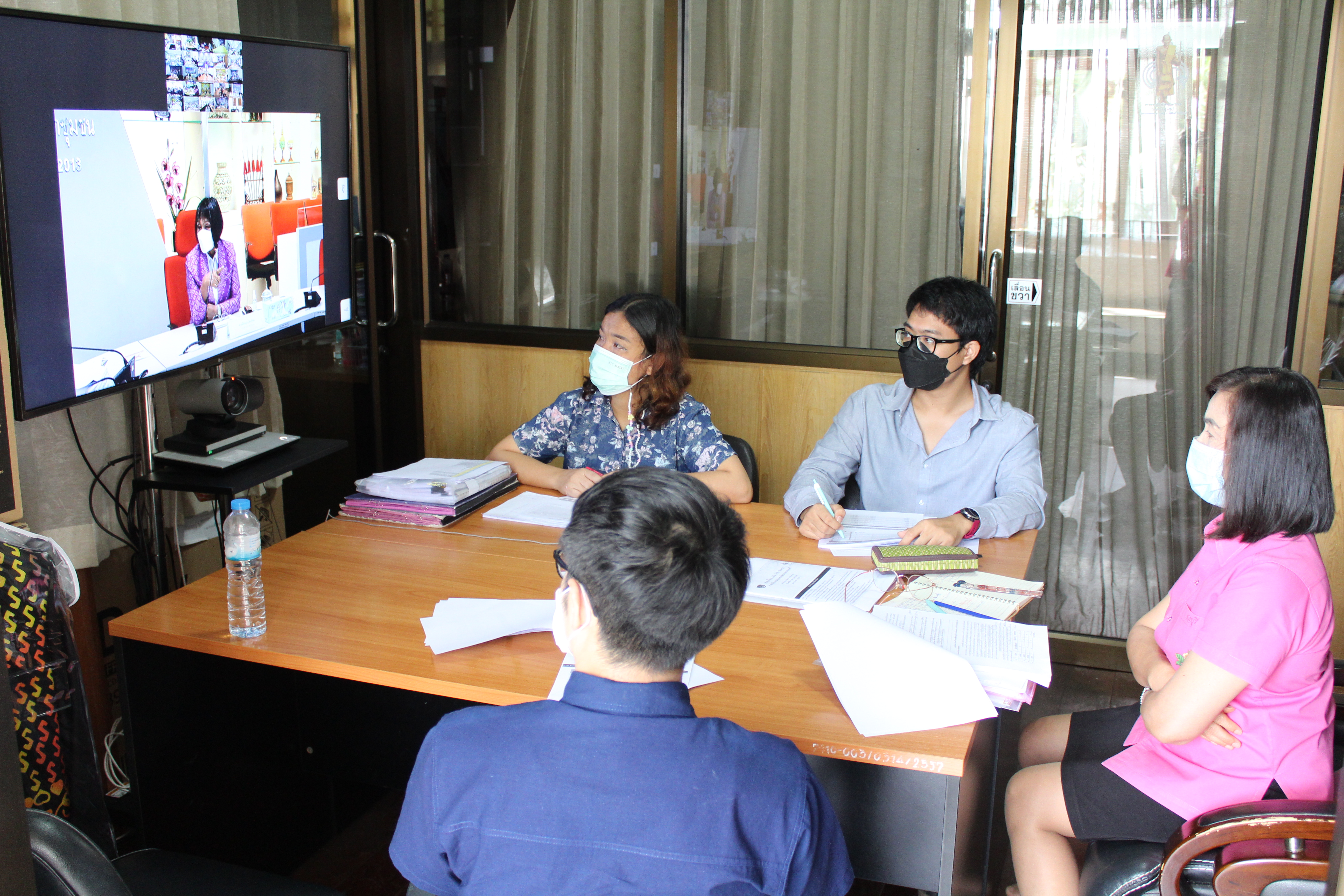 การประชุมชี้แจง เร่งรัด กำกับ ติดตามการดำเนินงานกองทุนพัฒนาบทบาทสตรี ครั้งที่ 6/2564