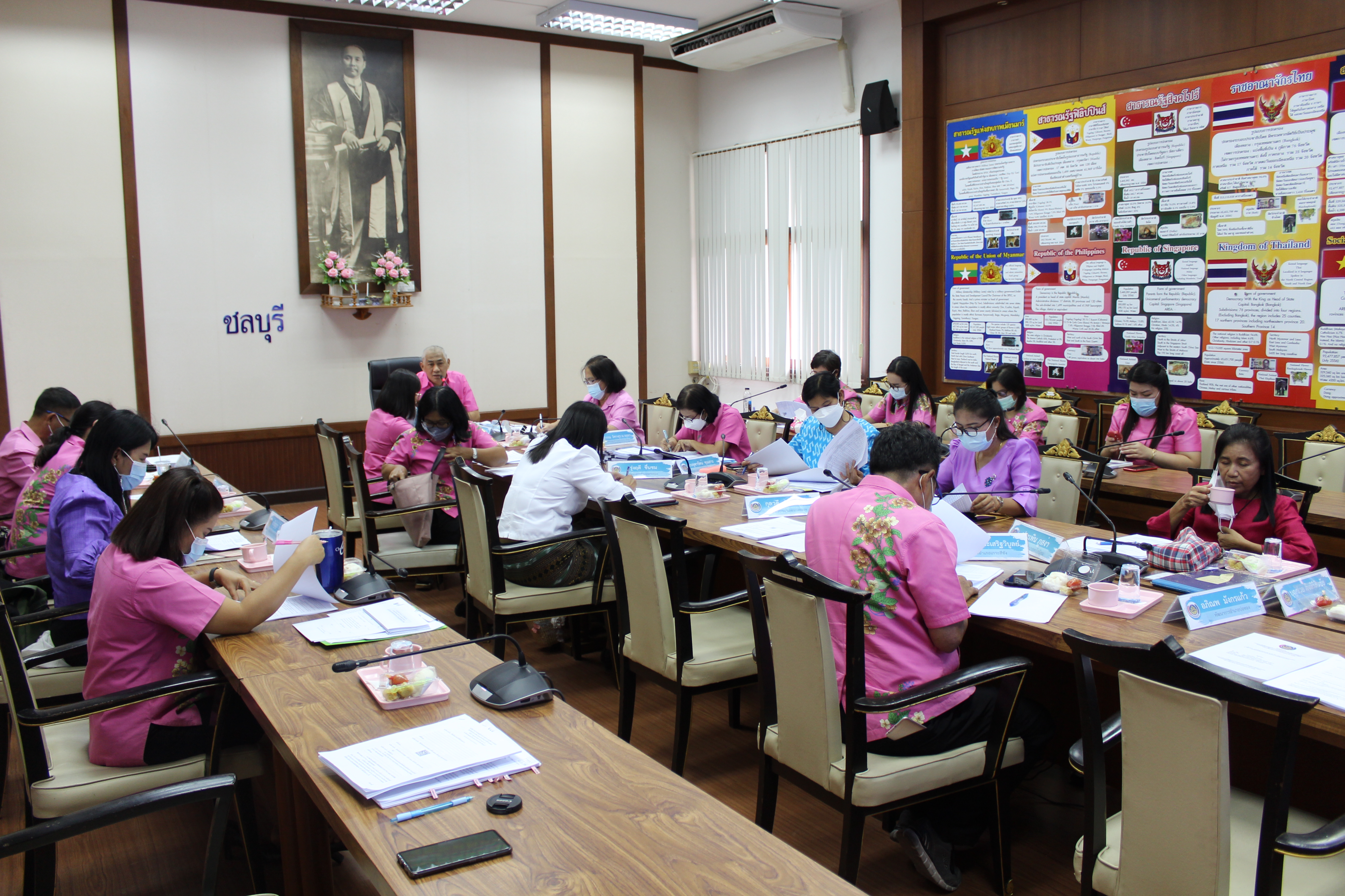 การประชุมผู้อำนวยการกลุ่มงาน และพัฒนาการอำเภอ ในสังกัดสำนักงานพัฒนาชุมชนจังหวัดชลบุรี ครั้งที่ 5/2564