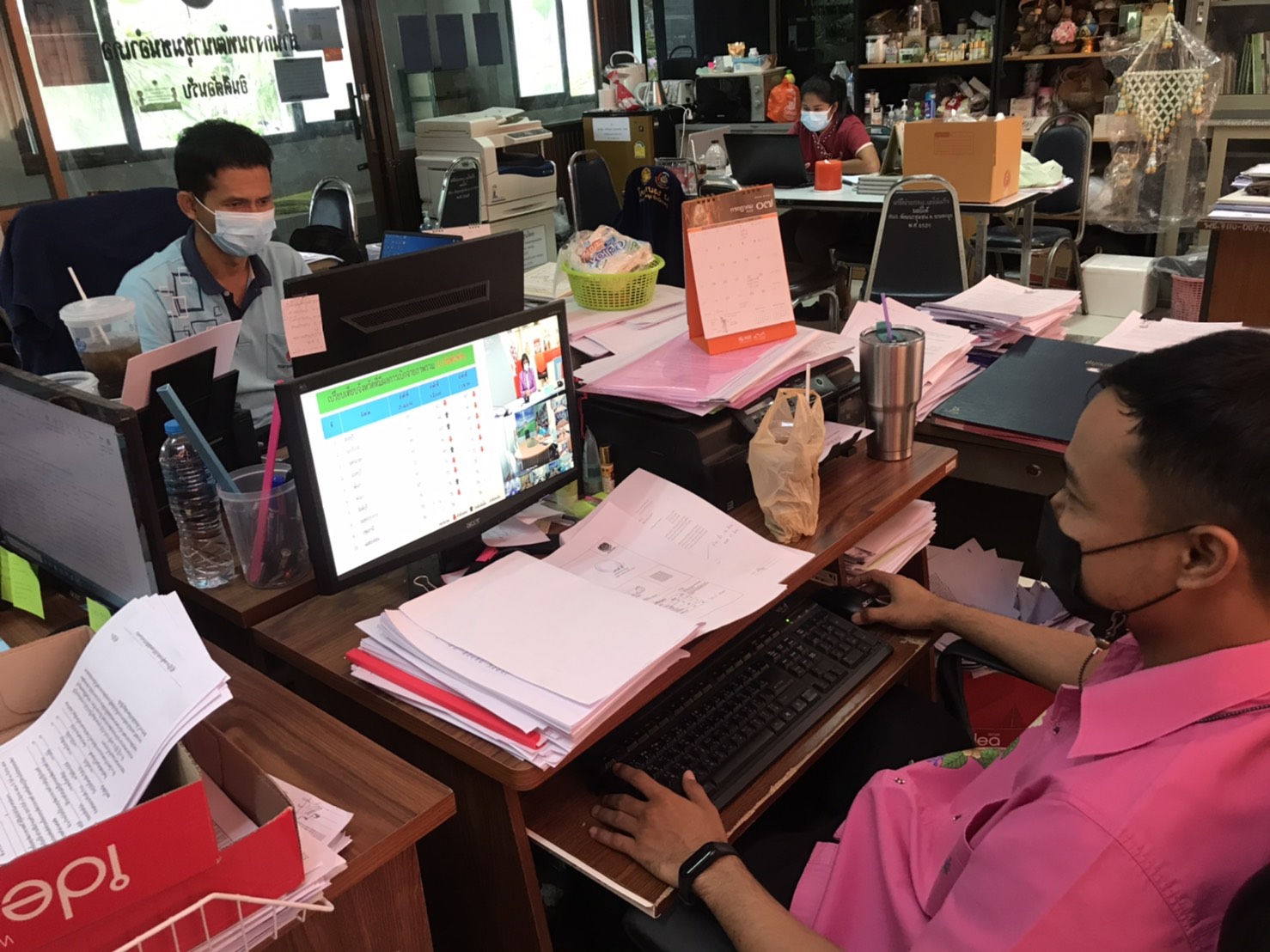 การประชุมชี้แจง เร่งรัด กำกับ ติดตามการดำเนินงานกองทุนพัฒนาบทบาทสตรี ครั้งที่ 6/2564