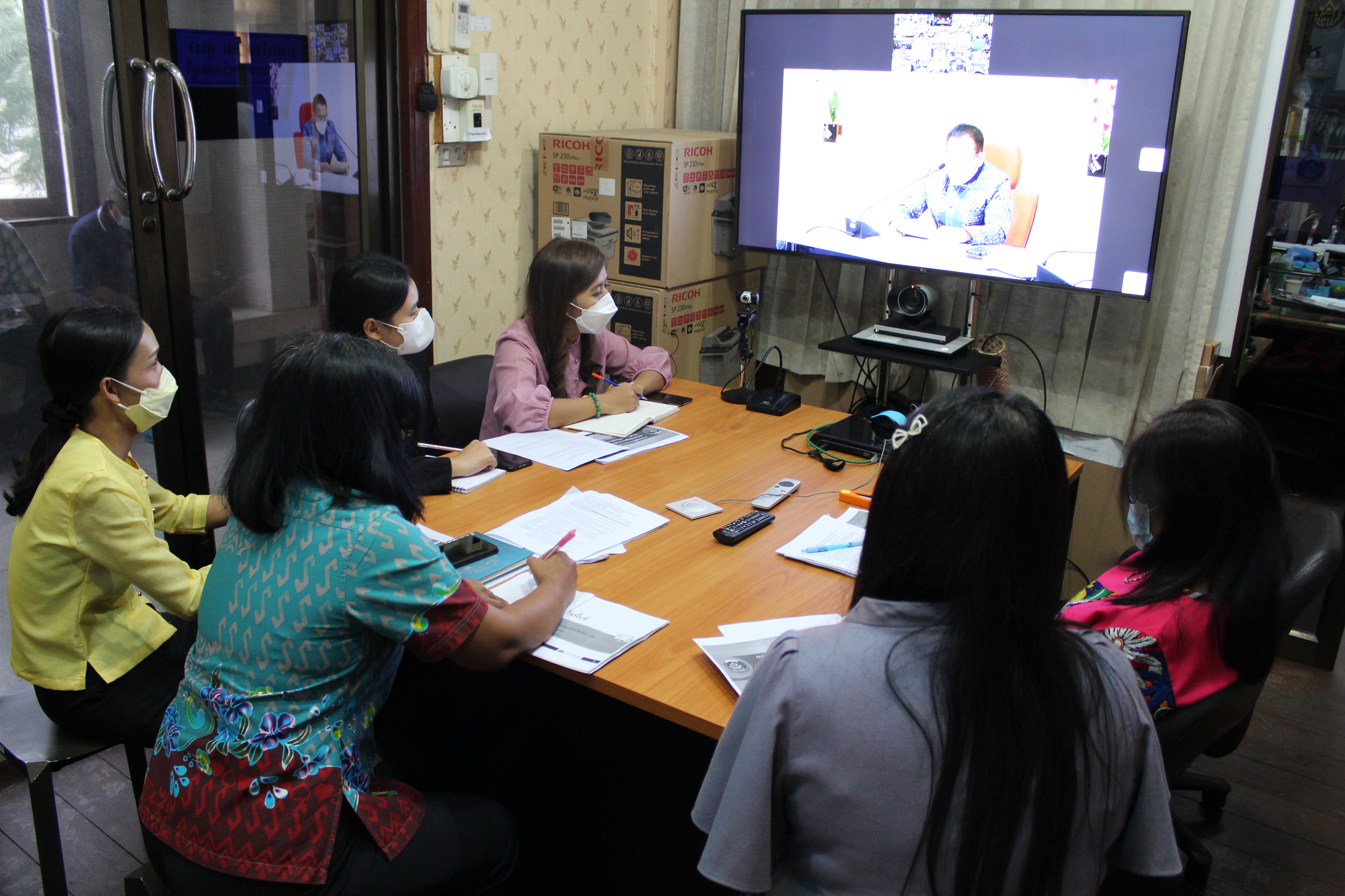 ประชุมชี้แจงแนวทางการใช้จ่ายงบประมาณค่าจัดเก็บข้อมูล จปฐ. และข้อมูล กชช.2ค ปี 2564