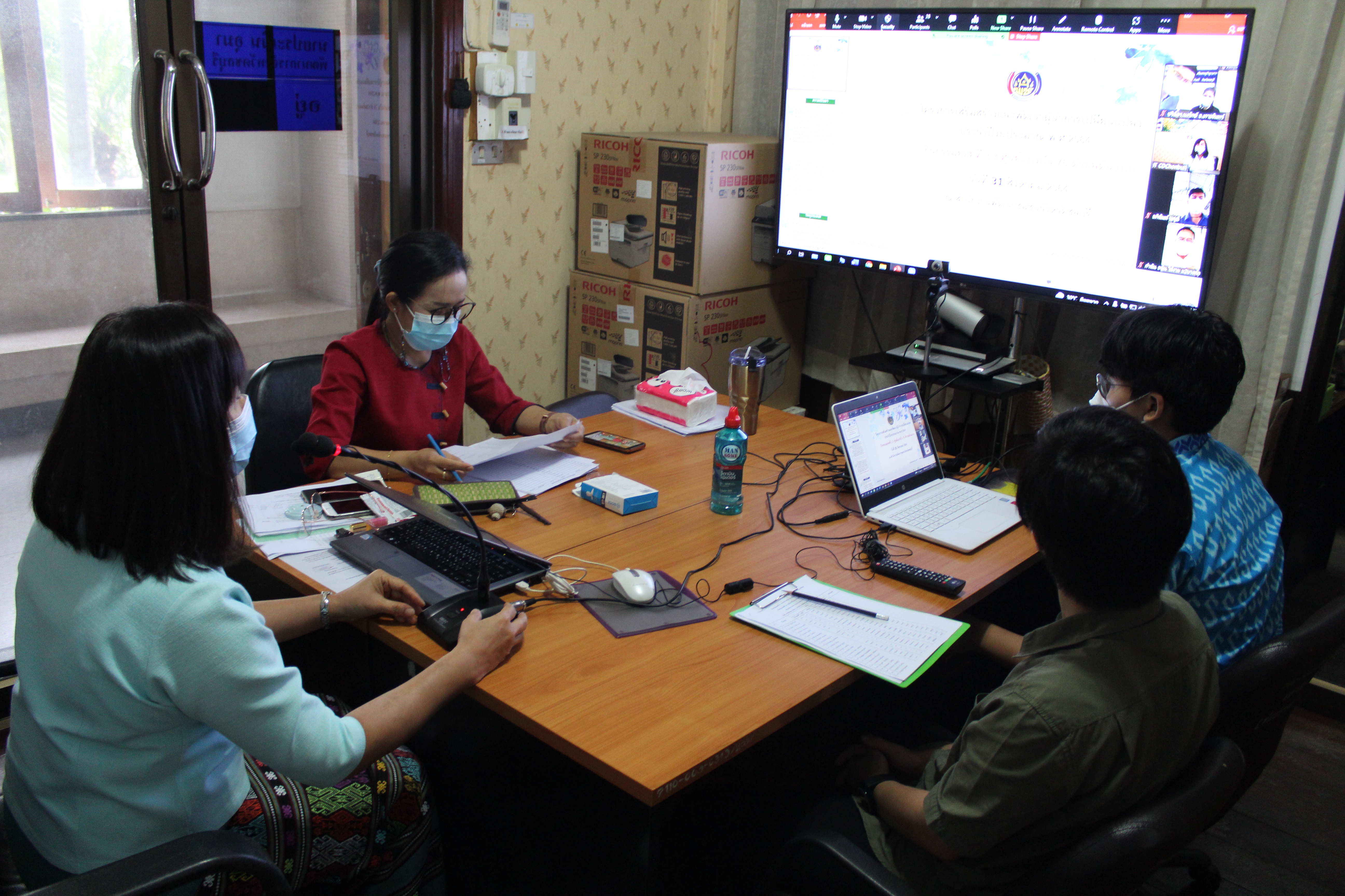 กิจกรรมเวทีสรุปผลการดำเนินงานโครงการเสริมสร้างและพัฒนาผู้นำการเปลี่ยนแปลง ปี 2564