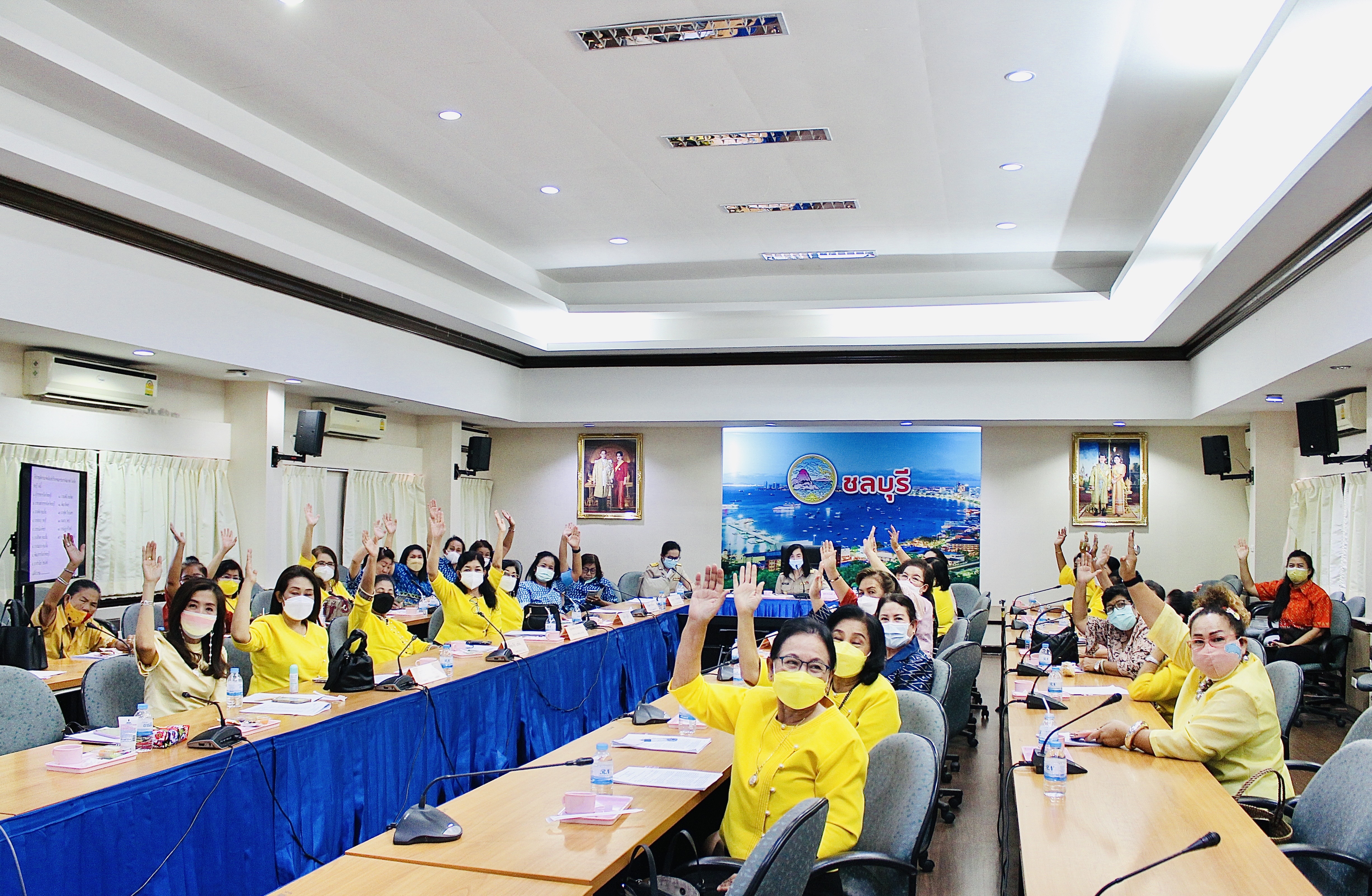 การประชุมคณะกรรมการพัฒนาสตรีจังหวัดชลบุรี ครั้งที่ 2/2564