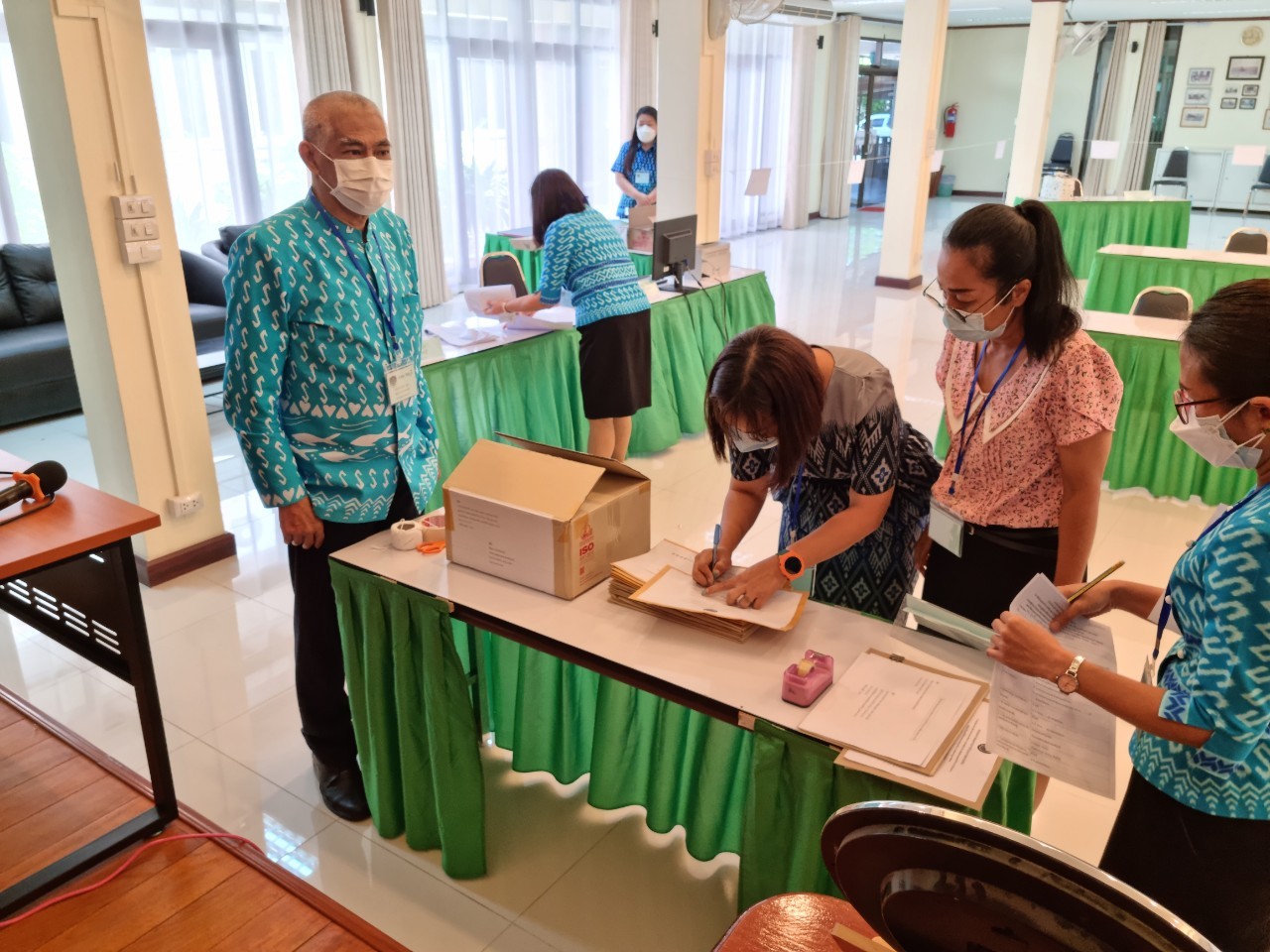 การสอบข้อเขียน ประเภทวิชาการ ระดับชำนาญการพิเศษ ตำแหน่ง ผอ.กลุ่มงานประสานและสนับสนุนการบริหารงานพัฒนาชุมชน