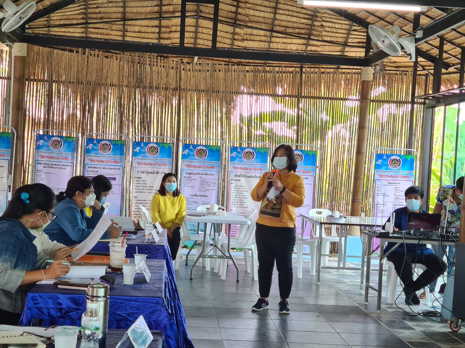 พช.ชลบุรี จัดโครงการ “เพิ่มประสิทธิภาพบุคลากรสำนักงานพัฒนาชุมชนจังหวัดชลบุรีสู่การปฏิบัติงานที่เป็นเลิศ” รุ่นที่ 1