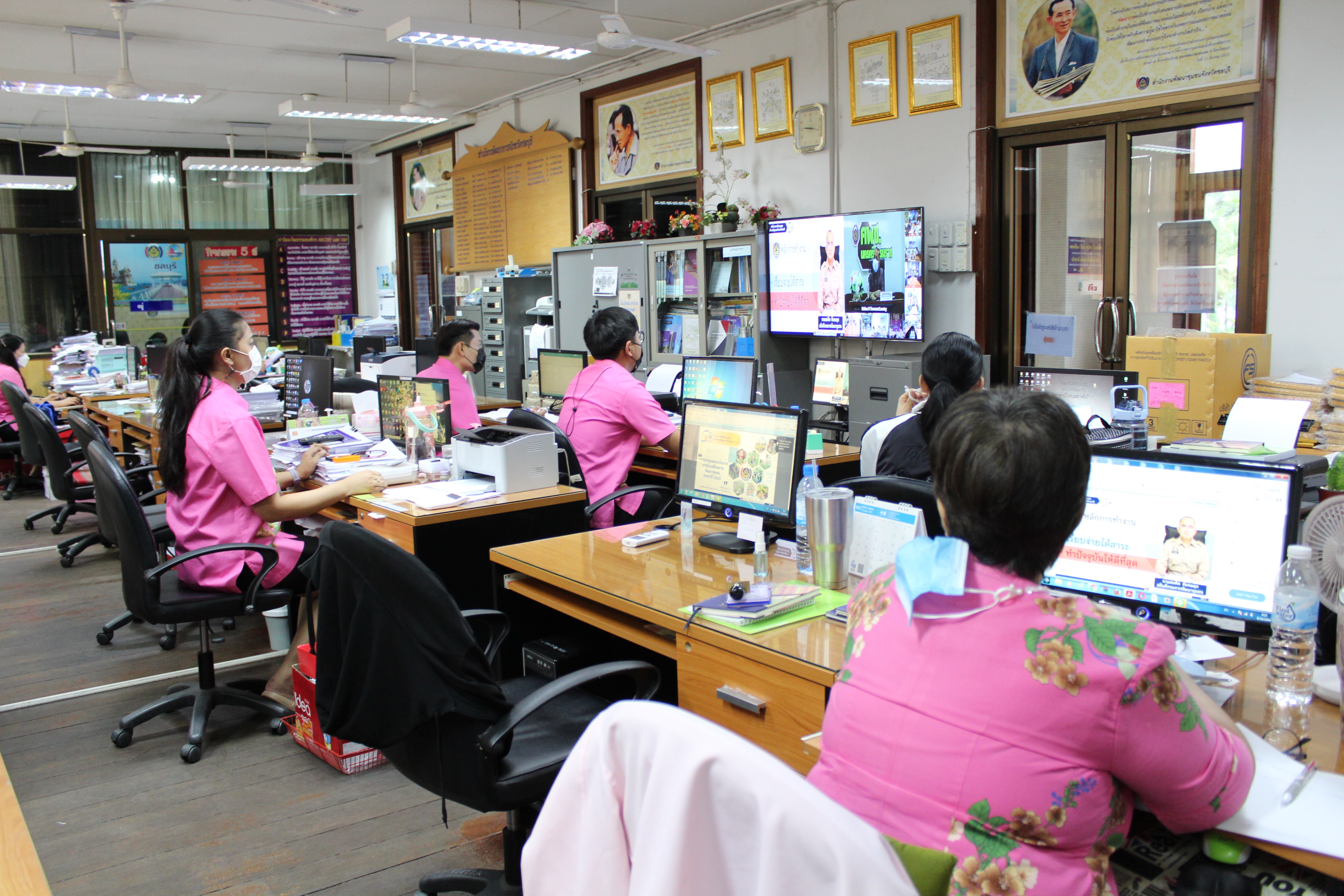 อพช.มอบนโยบายการขับเคลื่อนงานพัฒนาชุมชน ประจำปีงบประมาณ พ.ศ. 2565