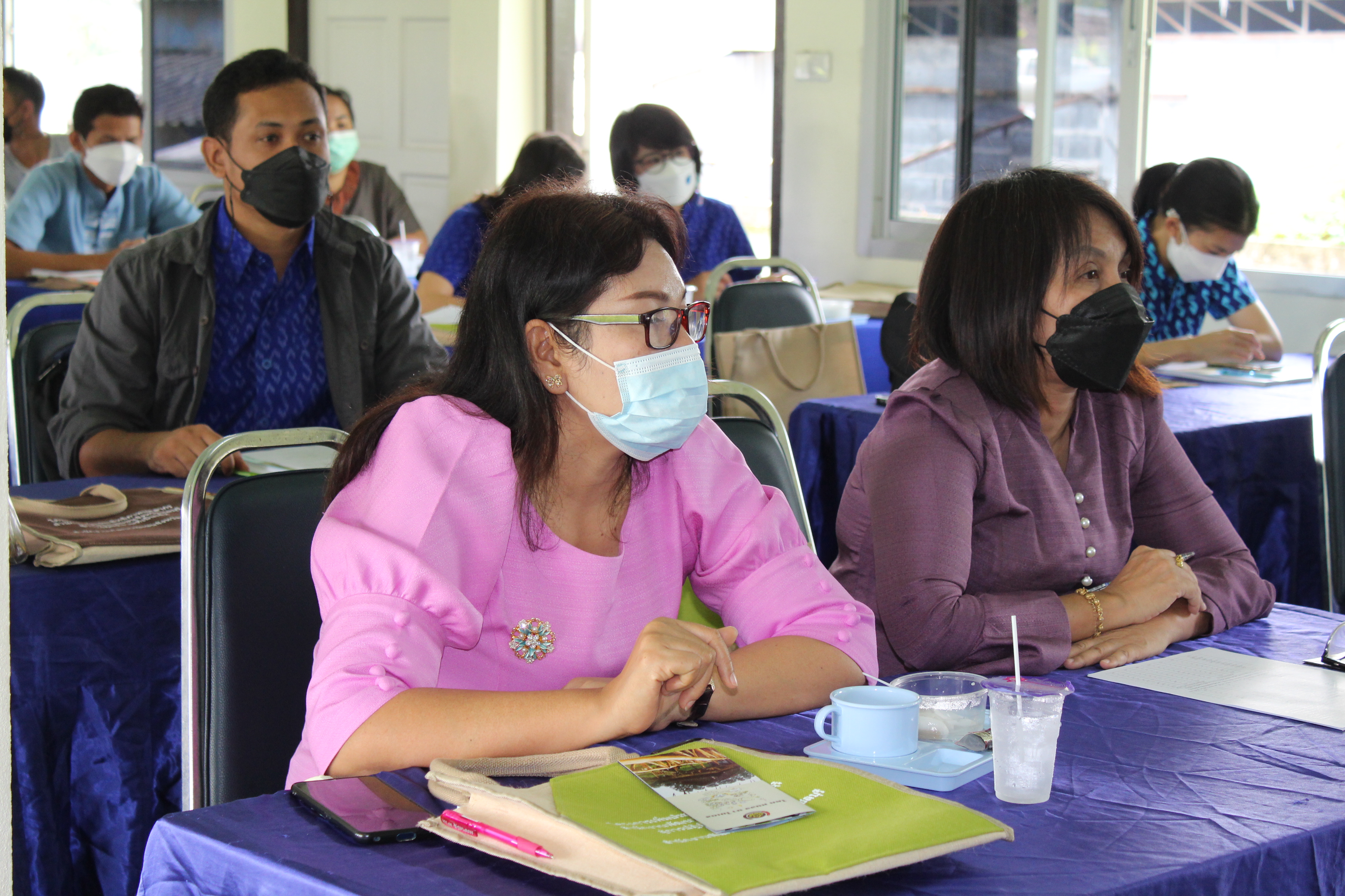 พช.ชลบุรี จัดโครงการ “เพิ่มประสิทธิภาพบุคลากรสำนักงานพัฒนาชุมชนจังหวัดชลบุรีสู่การปฏิบัติงานที่เป็นเลิศ” รุ่นที่ 3