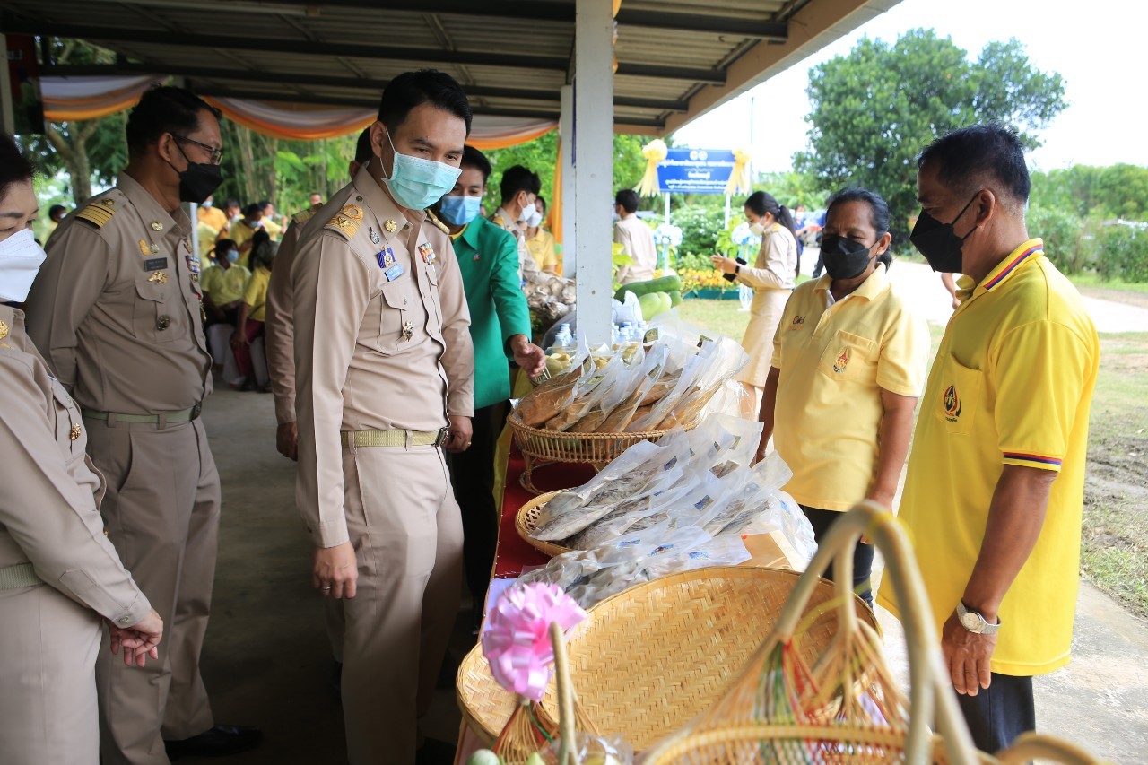 พช.ชลบุรี เปิด “ศูนย์ผู้นำจิตอาสาพัฒนาชุมชน”