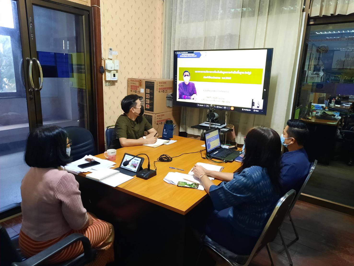 พช.ชลบุรี ร่วมประชุมเตรียมความพร้อมการขับเคลื่อนงานตามภารกิจของศูนย์สารสนเทศเพื่อการพัฒนาชุมชน ประจำปีงบประมาณ พ.ศ. 2565