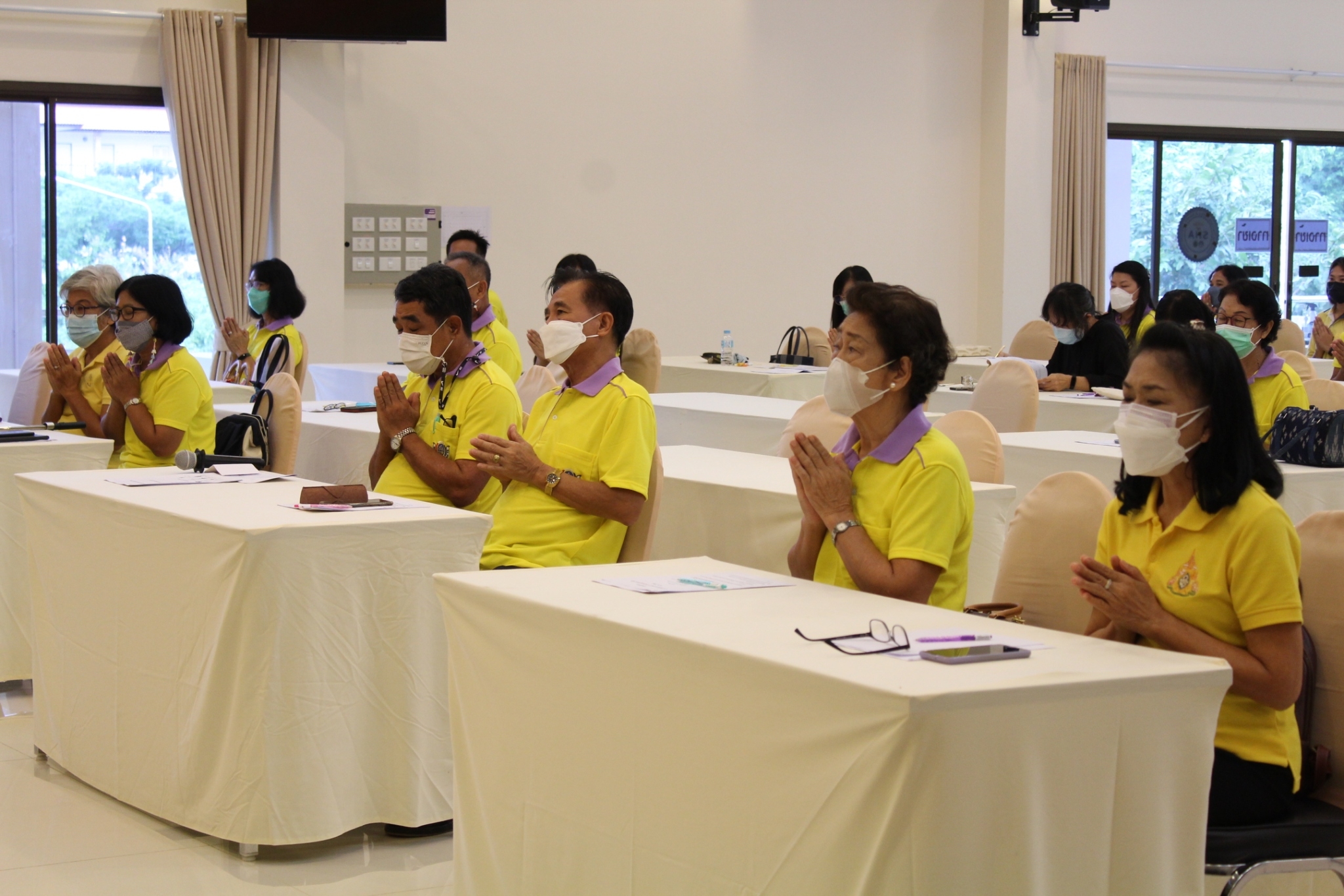 พช.ชลบุรี จัดโครงการส่งเสริมความสัมพันธ์ สอ.พช. ประจำปี 2564