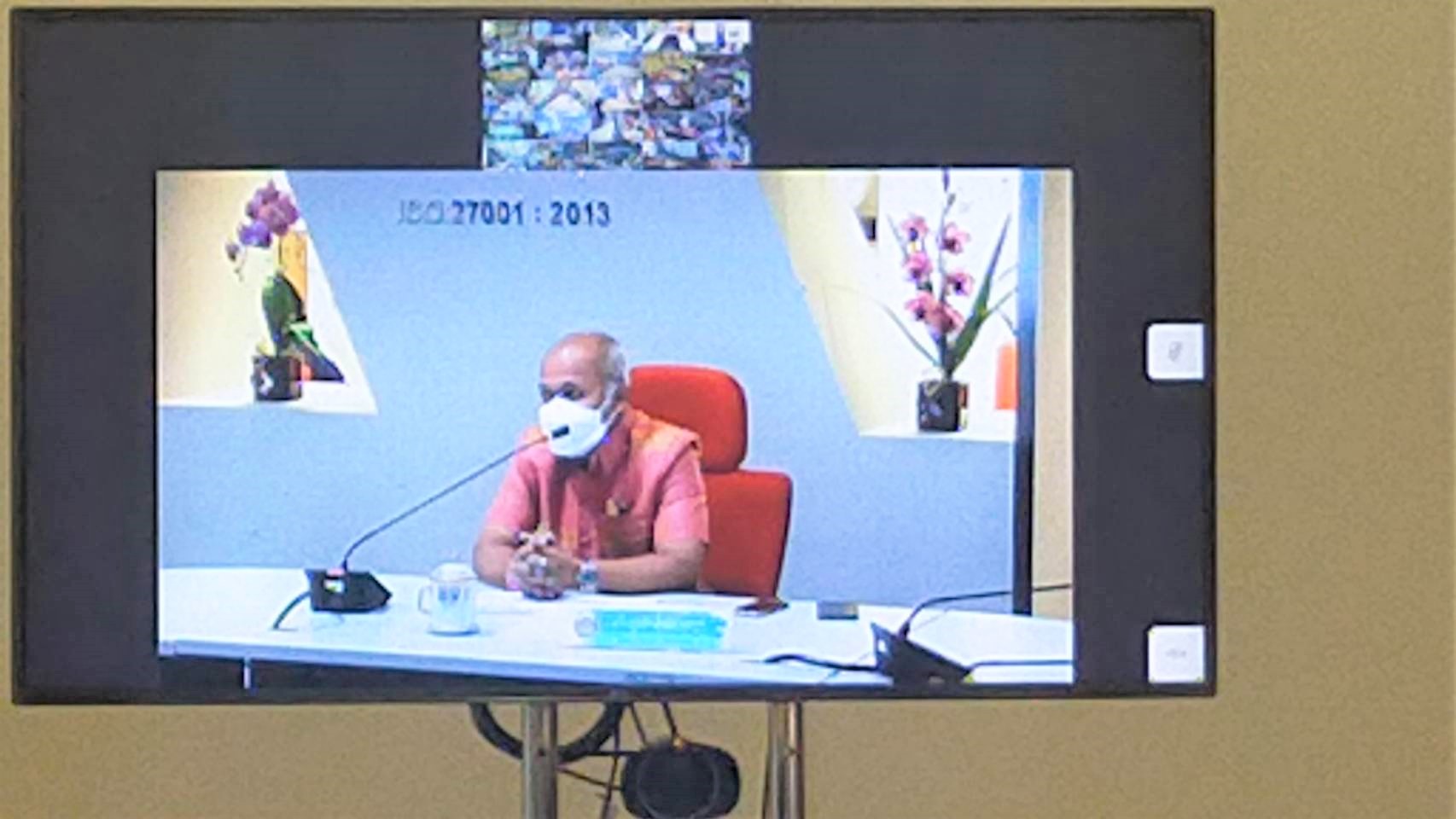 การประชุมขับเคลื่อนงานเศรษฐกิจฐานรากด้วยกองทุนชุมชน ประจำปีงบประมาณ พ.ศ. 2565