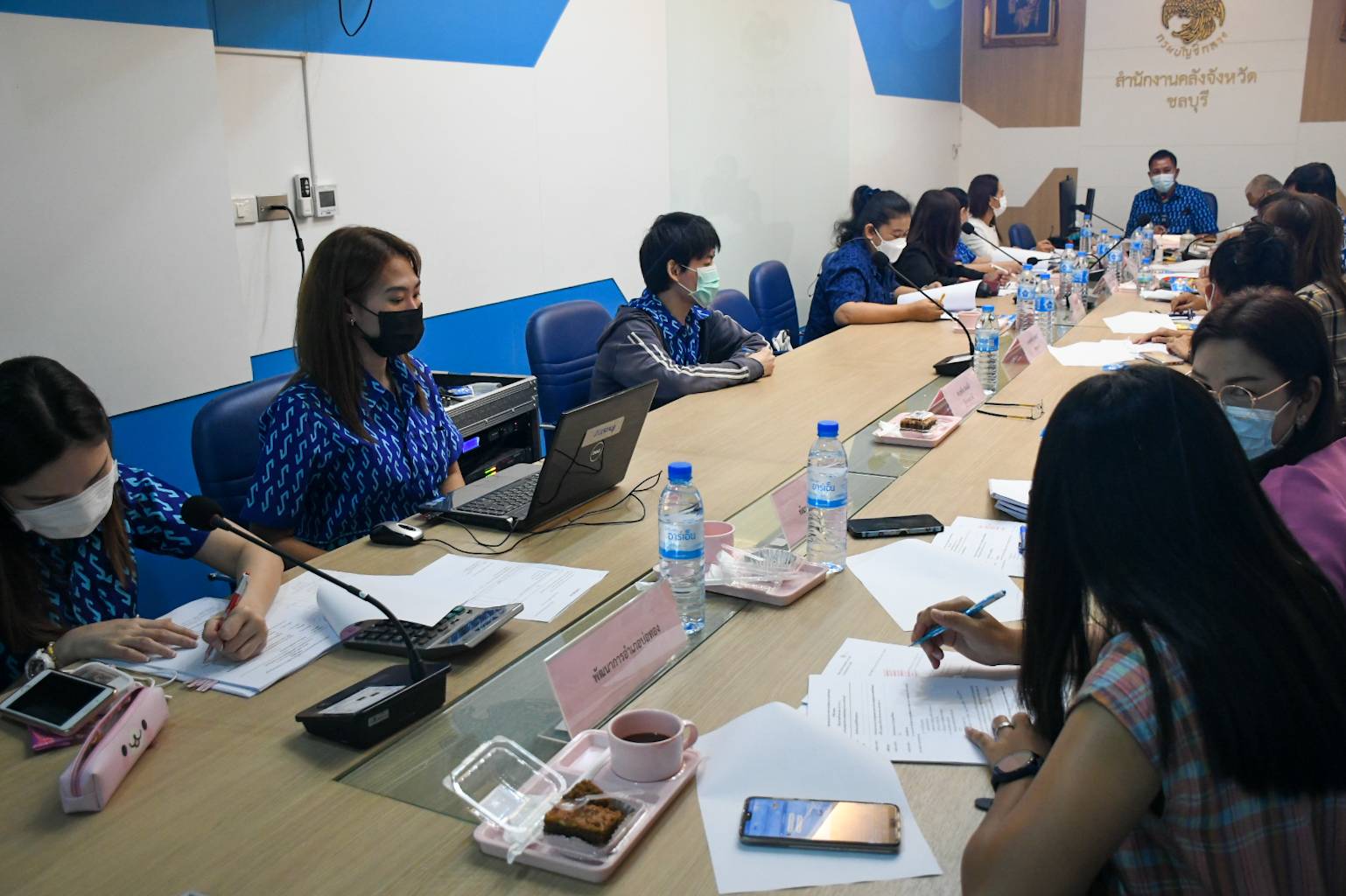 การประชุมคณะอนุกรรมการบริหารกองทุนพัฒนาบทบาทสตรีจังหวัดชลบุรี ครั้งที่ 1/2565