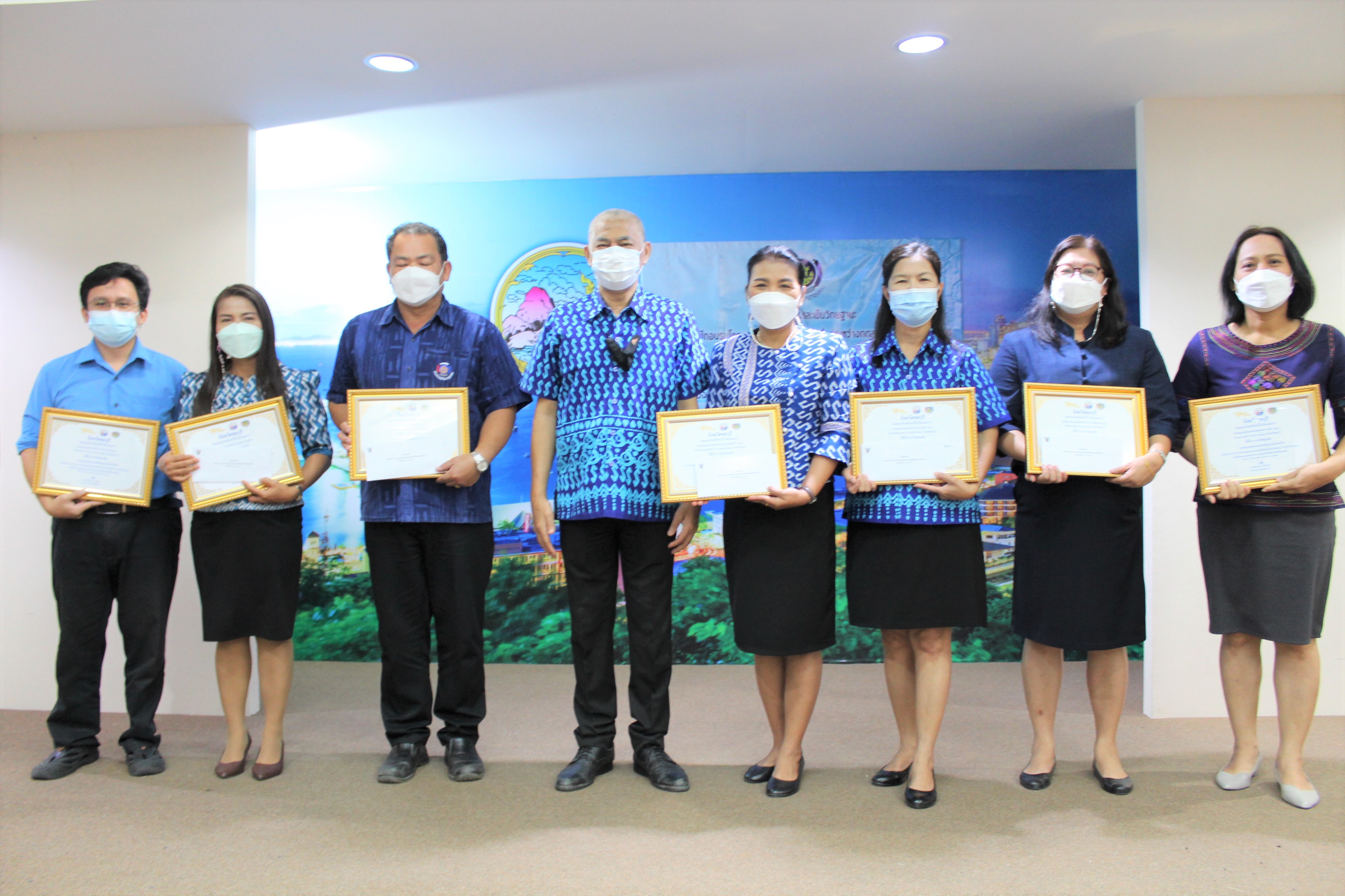 การประชุมผู้อำนวยการกลุ่มงานและพัฒนาการอำเภอในสังกัดสำนักงานพัฒนาชุมชนจังหวัดชลบุรี ครั้งที่ 1/2565