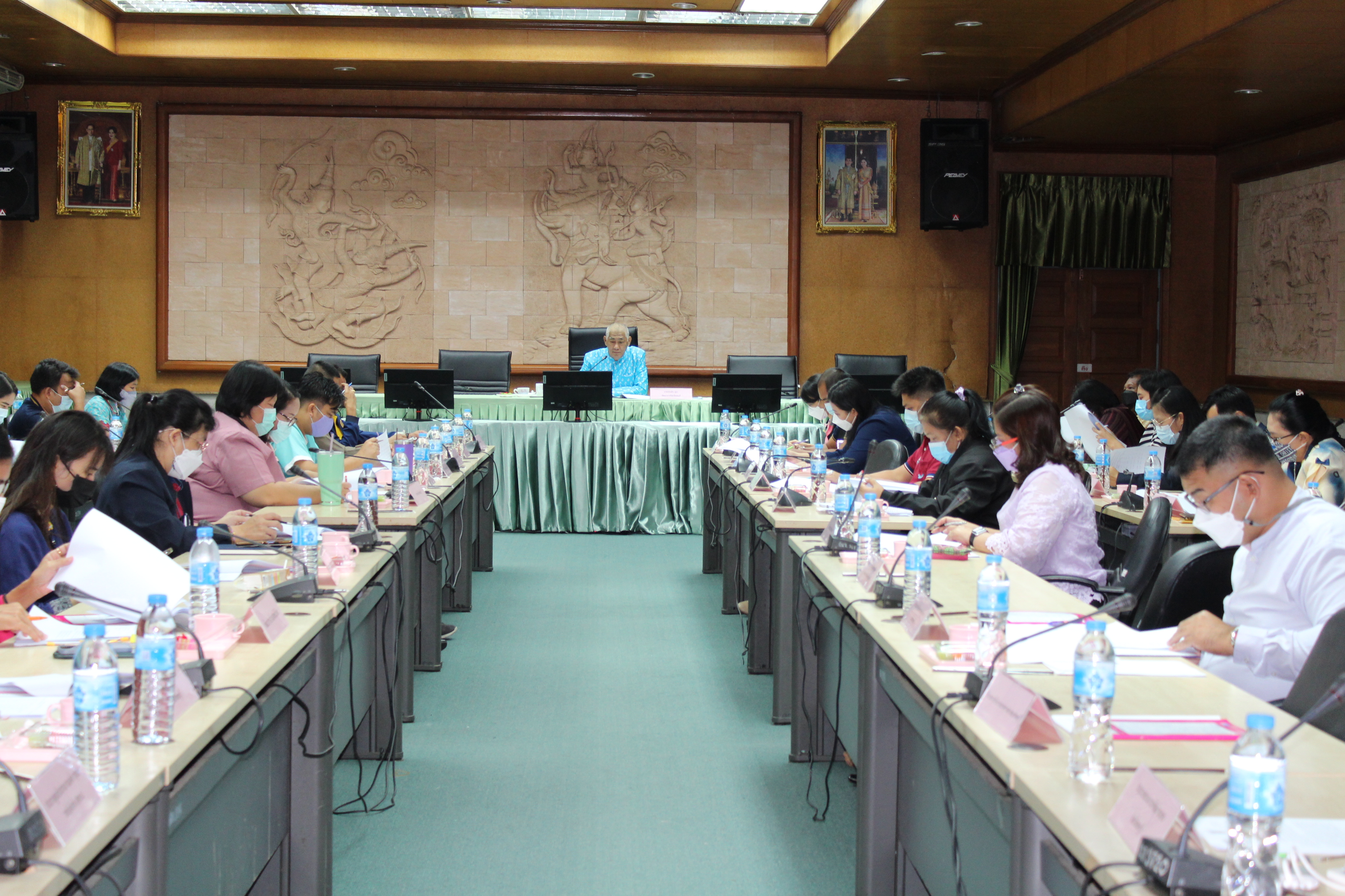 จังหวัดชลบุรี ประชุมรับรองผลการจัดเก็บข้อมูล จปฐ. และ กชช.2ค ปี 2564