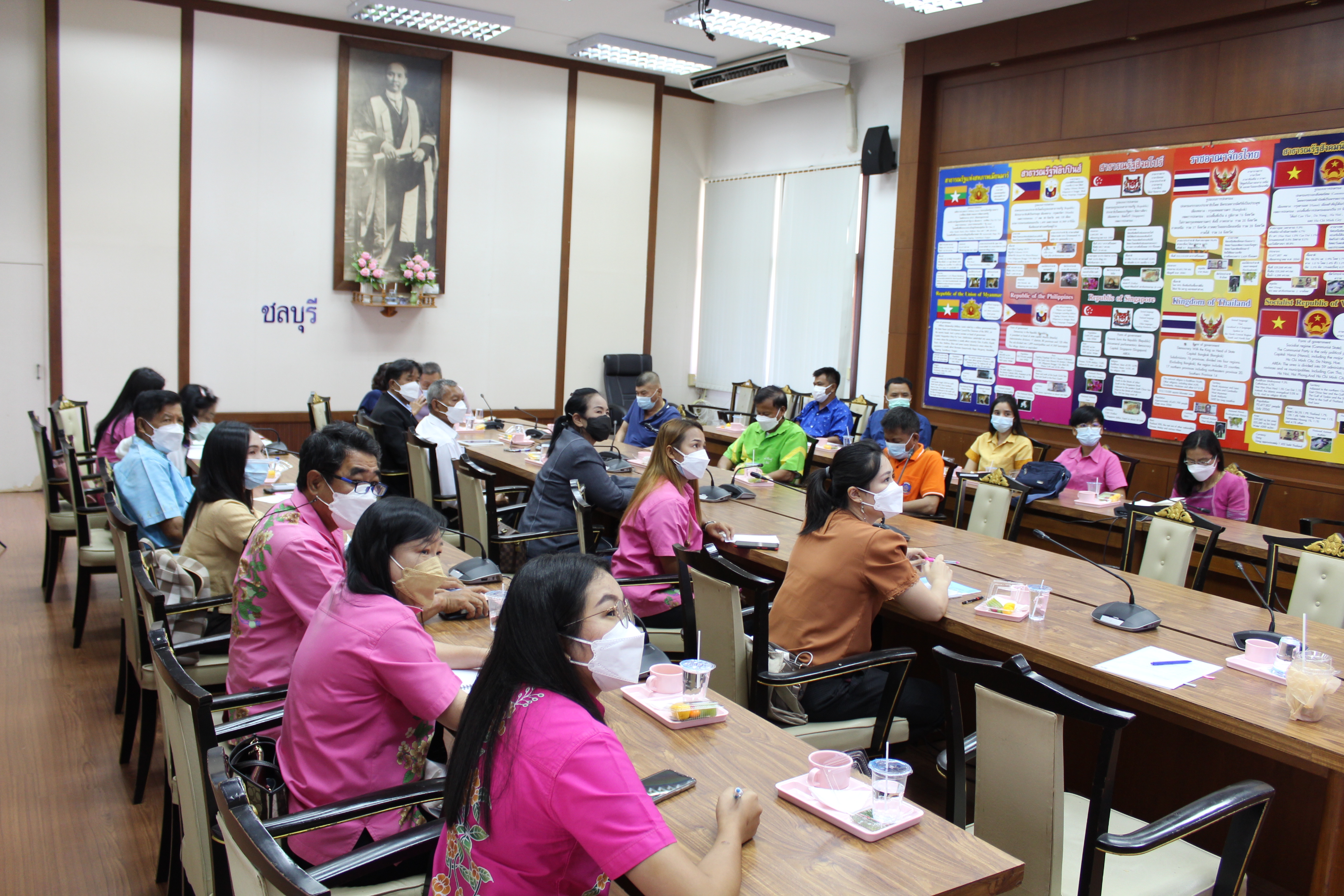 การประชุมเชิงปฏิบัติการสร้างความรู้ความเข้าใจเครือข่ายคณะกรรมการบริหารศูนย์ประสานงานองค์การชุมชนระดับจังหวัด (ศอช.จ.)