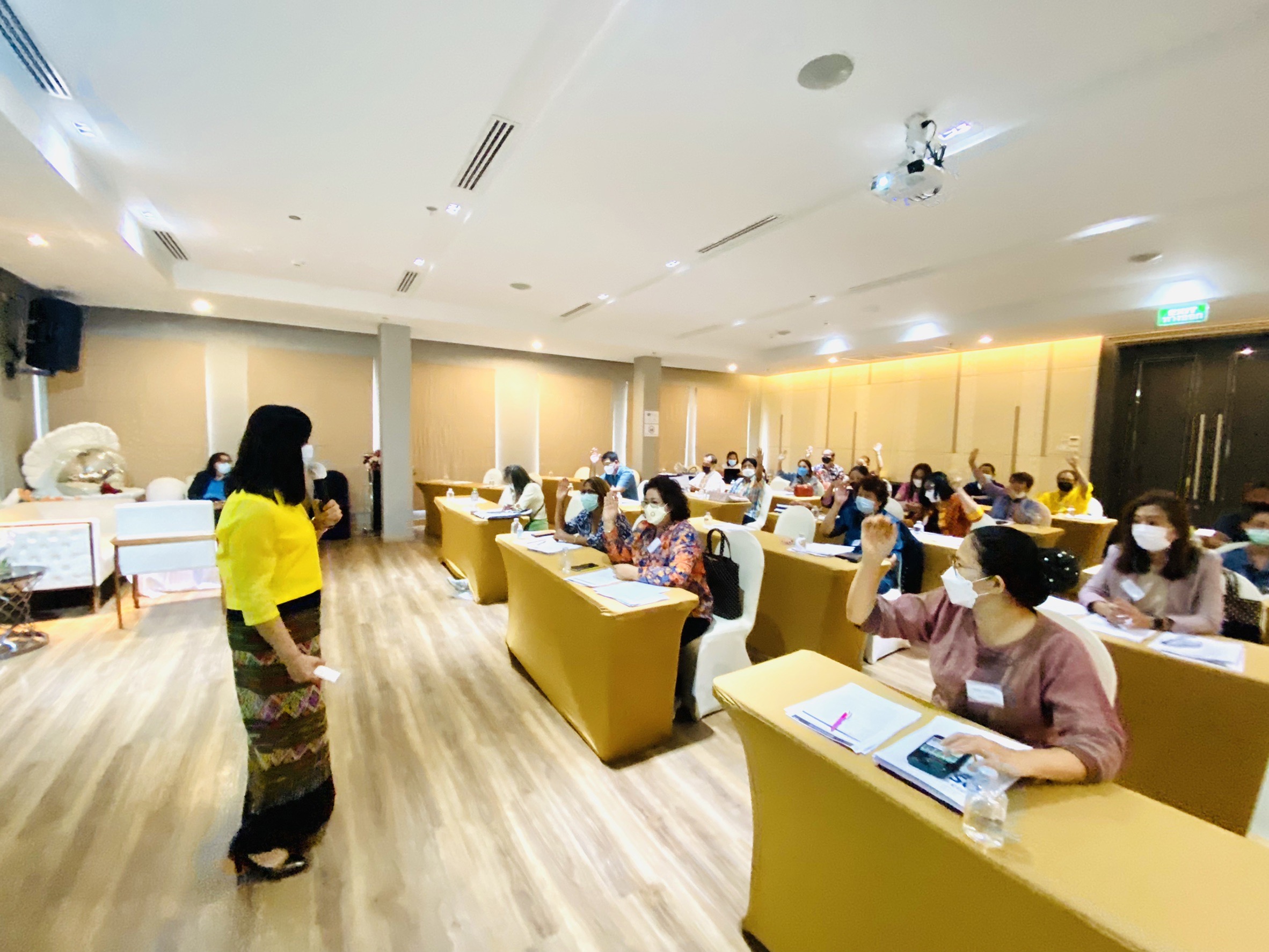 พช.ชลบุรี จัดโครงการพัฒนาศักยภาพผู้ประกอบการสู่ยุค 4.0