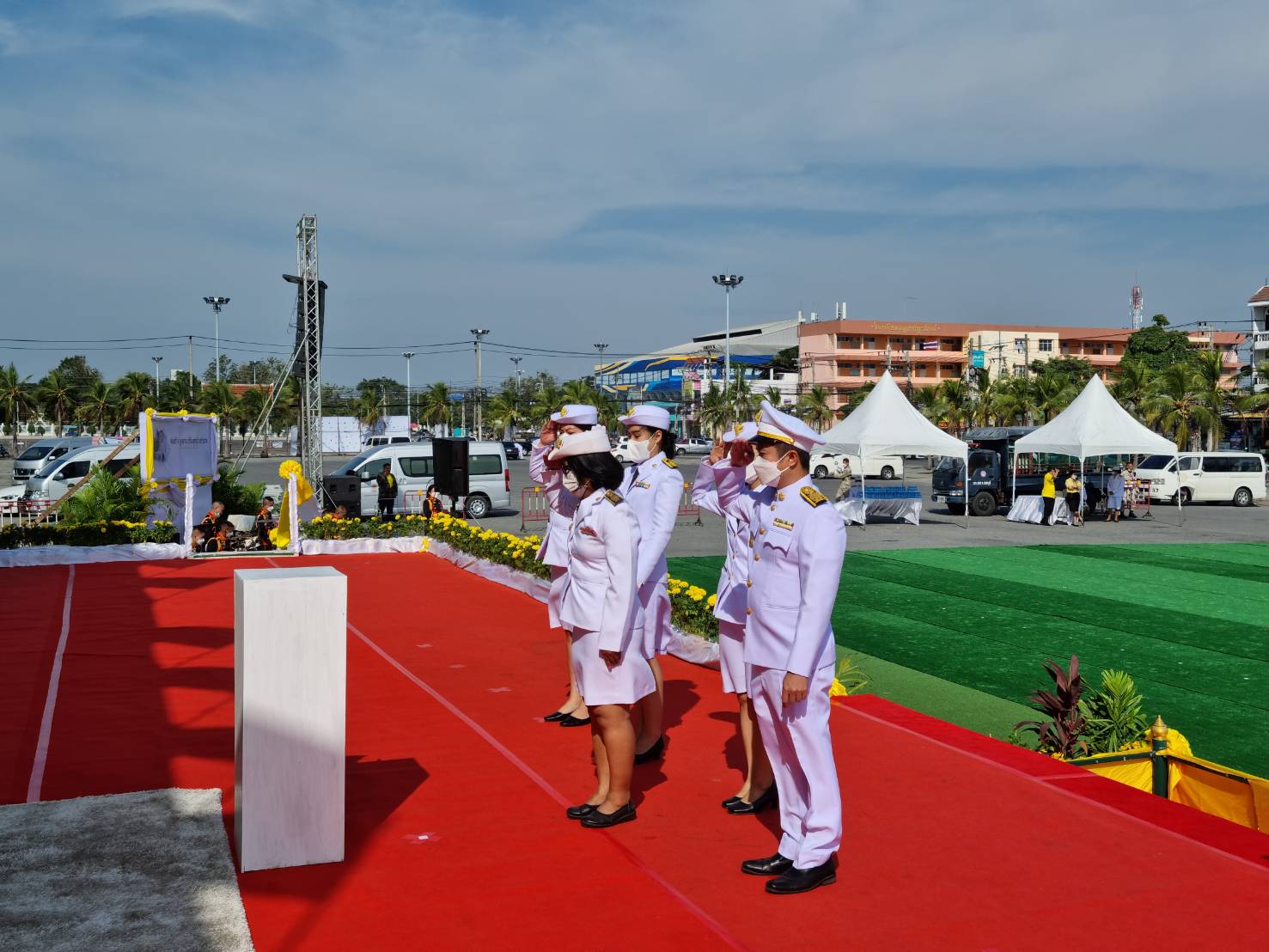 พช.ชลบุรี ร่วมกิจกรรมเนื่องในวันคล้ายวันพระบรมราชสมภพพระบาทสมเด็จพระบรมชนกาธิเบศร มหาภูมิพลอดุลยเดชมหาราช บรมนาถบพิตร วันชาติ และวันพ่อแห่งชาติ 5 ธันวาคม 2564