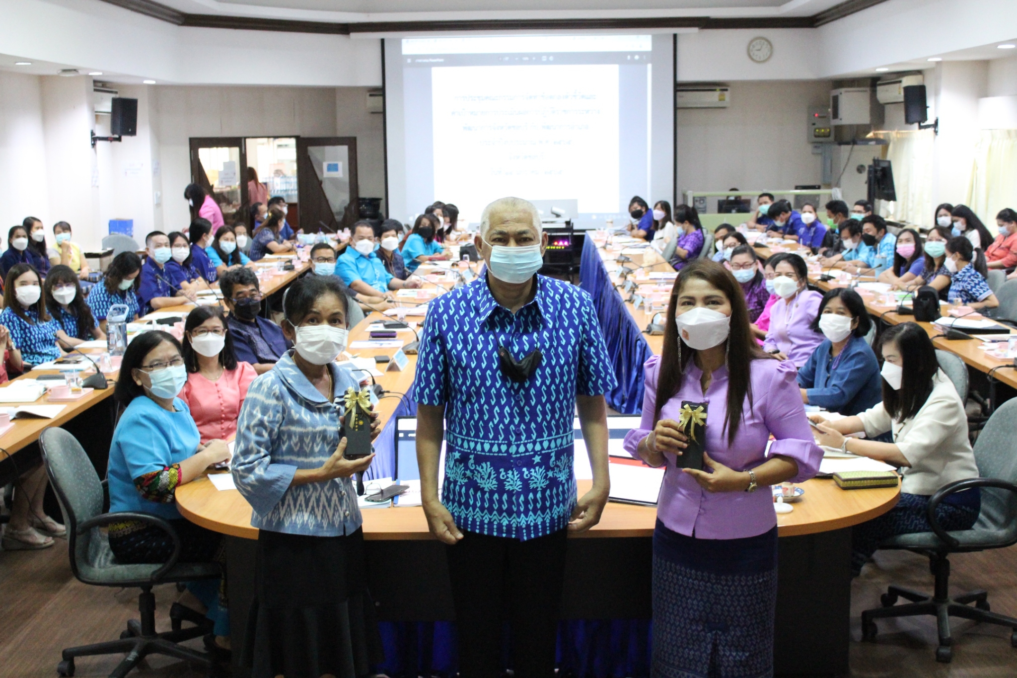 พช.ชลบุรี จัดประชุมเชิงปฏิบัติการการดำเนินงานตามมาตรการปรับปรุงประสิทธิภาพในการปฏิบัติราชการ ประจำปีงบประมาณ พ.ศ. 2565