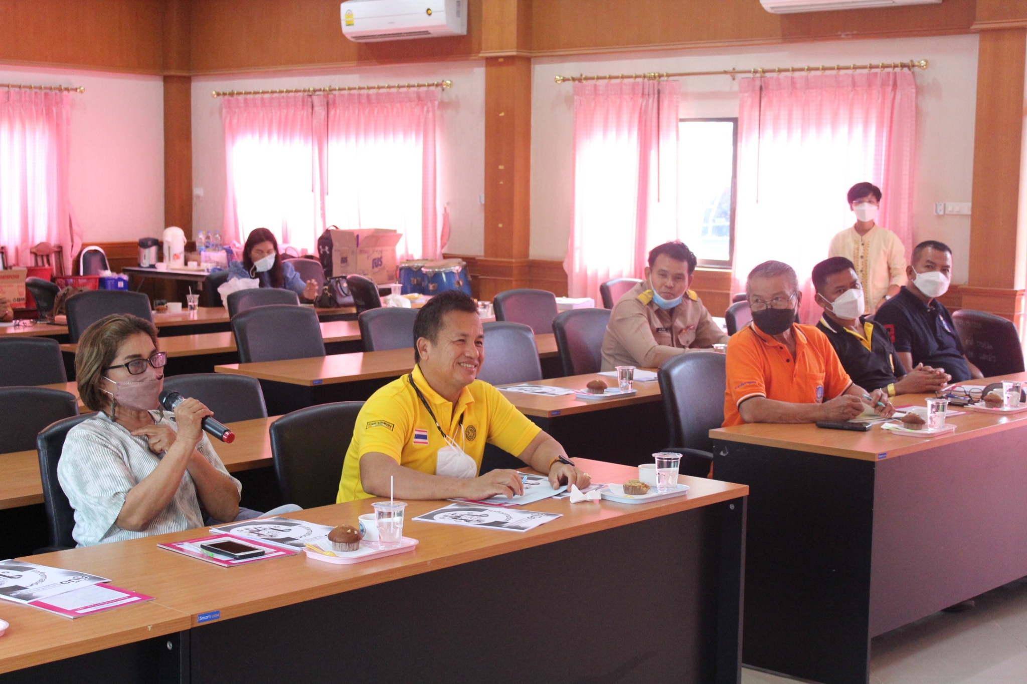 สพจ.ชลบุรี จัดประชุมเตรียมความพร้อมการจัดทำสารสนเทศตำบลต้นแบบเพื่อพัฒนาคุณภาพชีวิต ต.แสมสาร อ.สัตหีบ