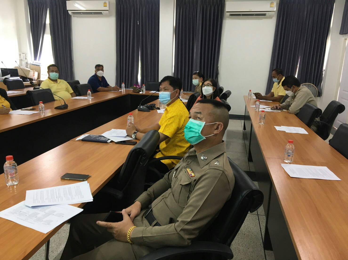 การประชุมเชิงปฏิบัติการเพื่อซักซ้อมแนวทางการขับเคลื่อนศูนย์อำนวยการขจัดความยากจนและพัฒนาคนทุกช่วงวัยอย่างยั่งยืน ตามหลักปรัชญาของเศรษฐกิจพอเพียง ในระดับพื้นที่ ปีงบประมาณ พ.ศ. 2565 (ภาคกลาง)