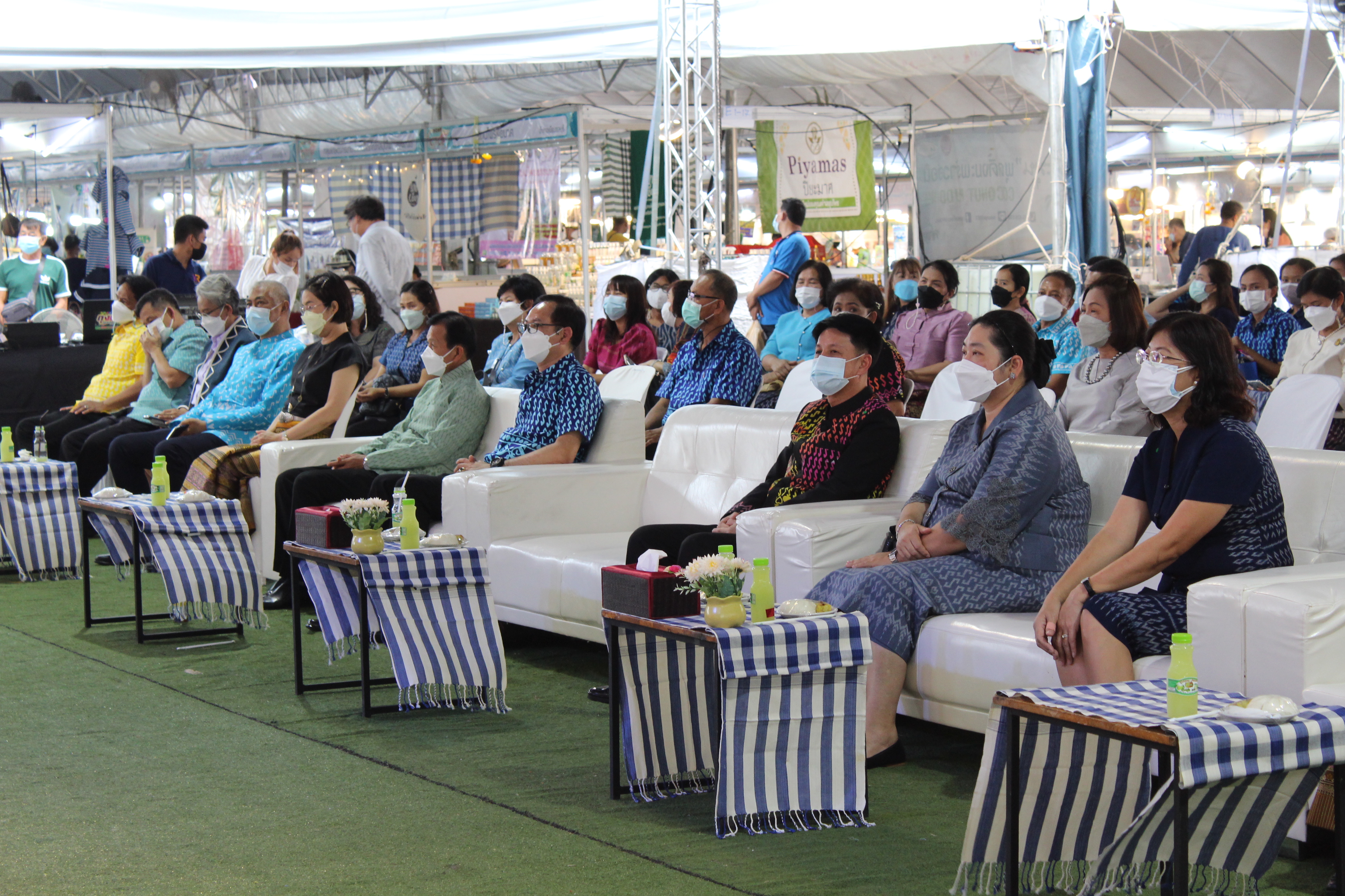 ผวจ.ชลบุรี เป็นประธานเปิดงาน “OTOP CHONBURI FAIR 2022”