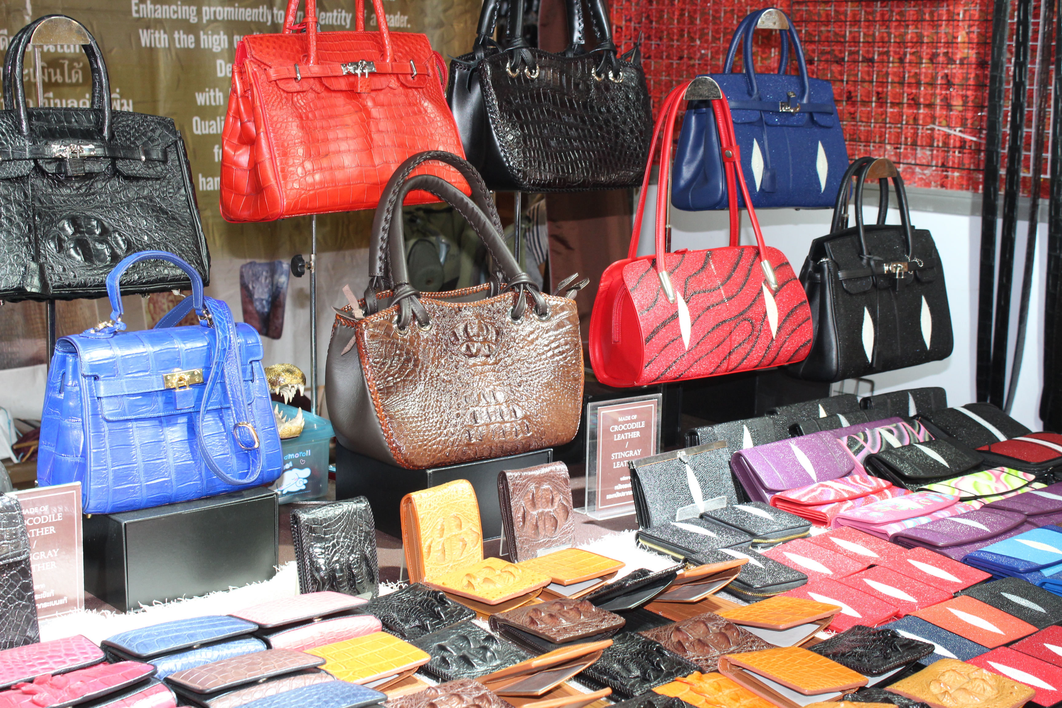 ผวจ.ชลบุรี เป็นประธานเปิดงาน “OTOP CHONBURI FAIR 2022”