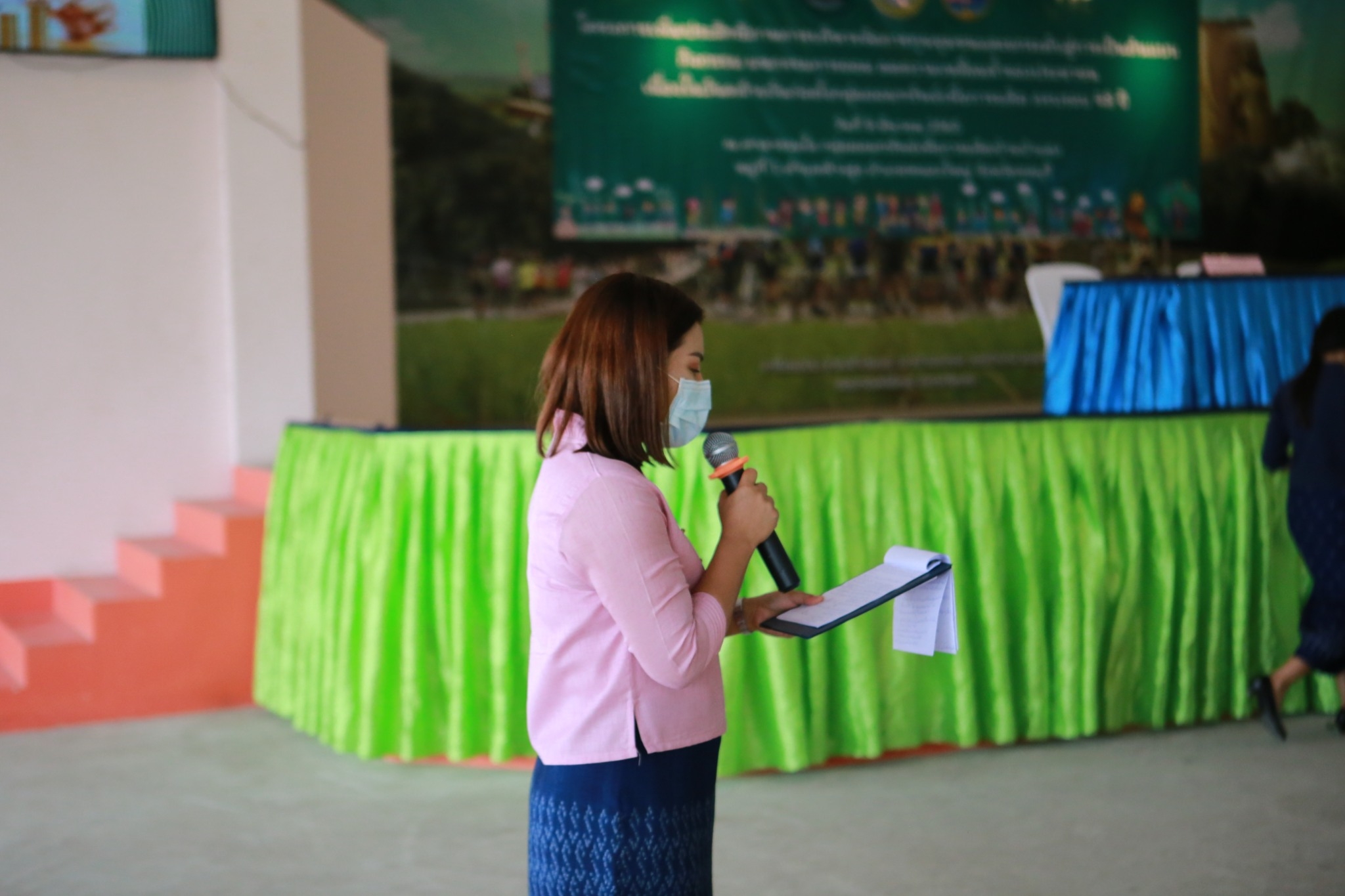 พช.ชลบุรี จัดกิจกรรม “มหกรรมการออม ลดความเหลื่อมล้ำของประชาชน” เนื่องในวันคล้ายวันก่อตั้งกลุ่มออมทรัพย์เพื่อการผลิต ครบรอบ 48 ปี