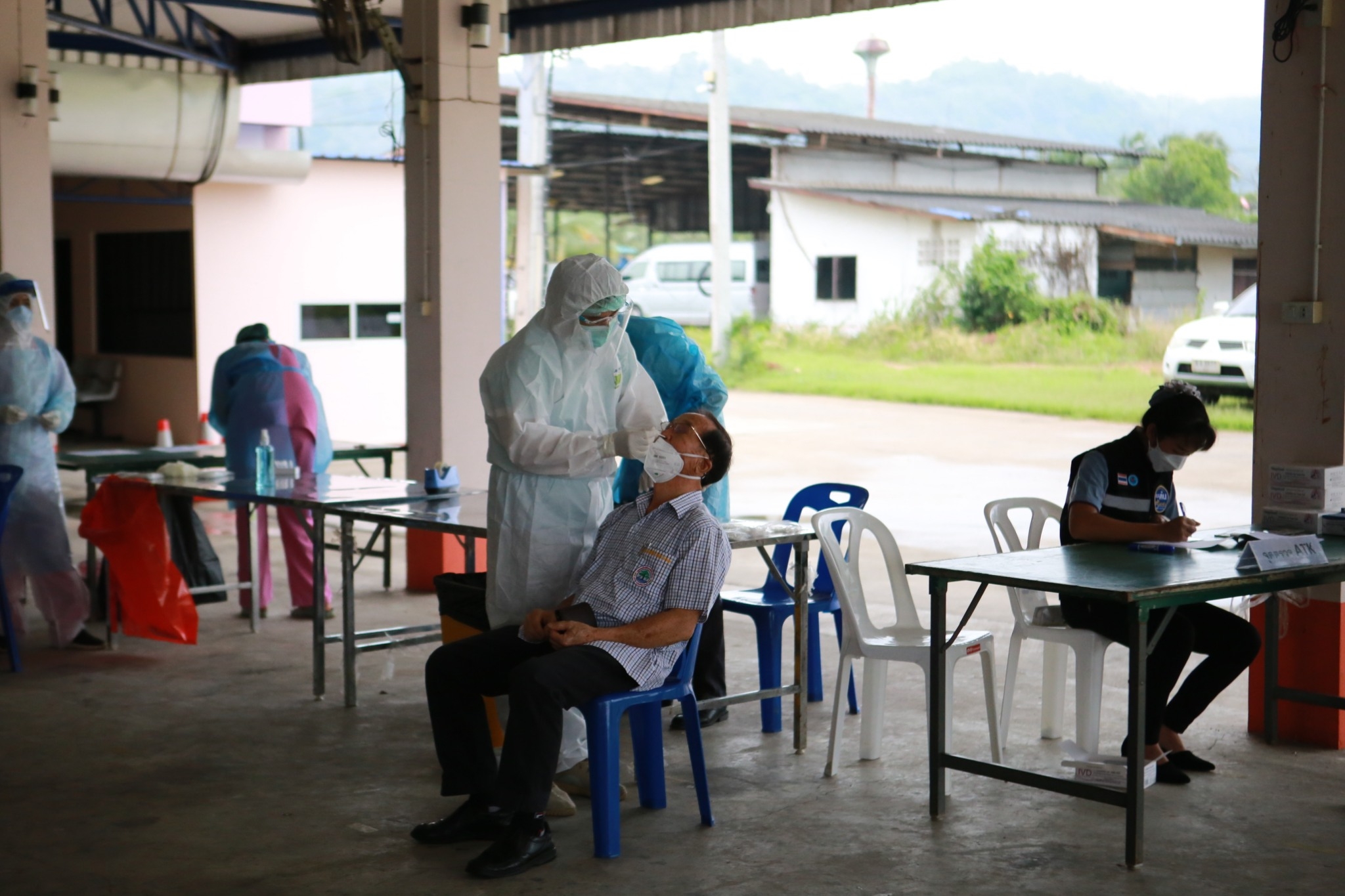 พช.ชลบุรี จัดกิจกรรม “มหกรรมการออม ลดความเหลื่อมล้ำของประชาชน” เนื่องในวันคล้ายวันก่อตั้งกลุ่มออมทรัพย์เพื่อการผลิต ครบรอบ 48 ปี