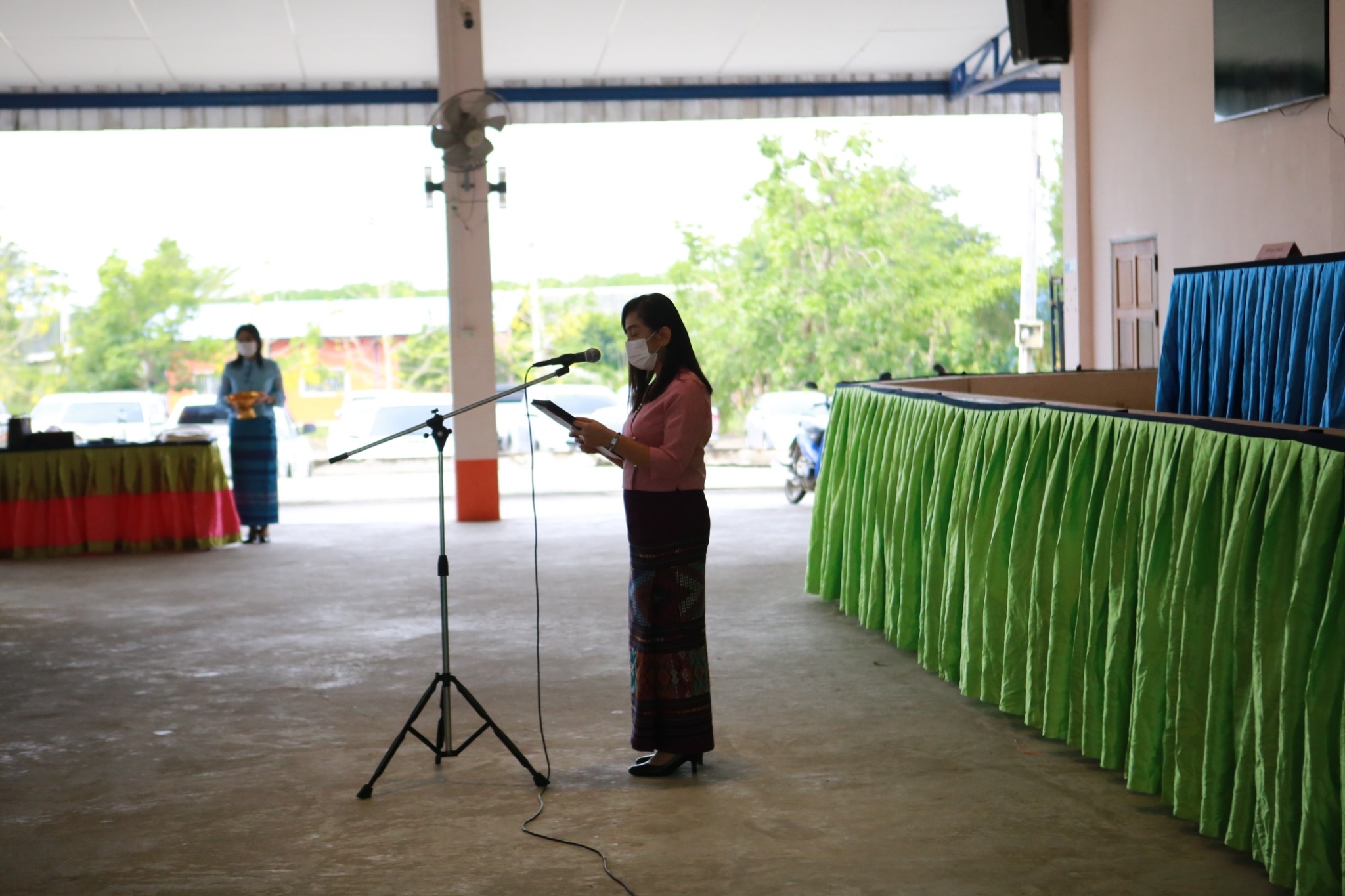 พช.ชลบุรี จัดกิจกรรม “มหกรรมการออม ลดความเหลื่อมล้ำของประชาชน” เนื่องในวันคล้ายวันก่อตั้งกลุ่มออมทรัพย์เพื่อการผลิต ครบรอบ 48 ปี