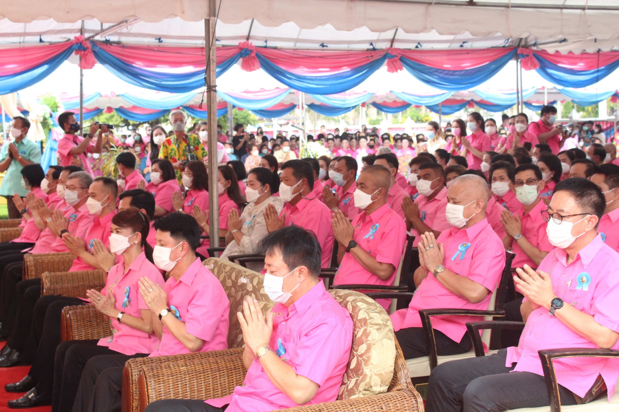 ผู้ว่าราชการจังหวัดชลบุรี เปิดงานนมัสการพระพุทธสิหิงค์ฯ และงานสงกรานต์ จังหวัดชลบุรี ประจำปี 2565