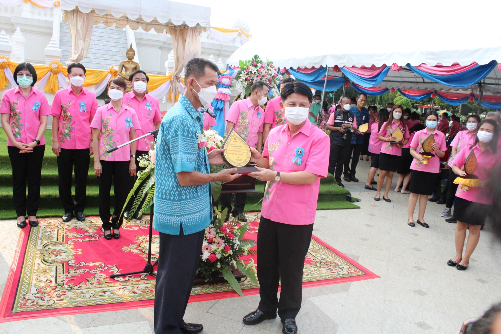 ผู้ว่าราชการจังหวัดชลบุรี เปิดงานนมัสการพระพุทธสิหิงค์ฯ และงานสงกรานต์ จังหวัดชลบุรี ประจำปี 2565