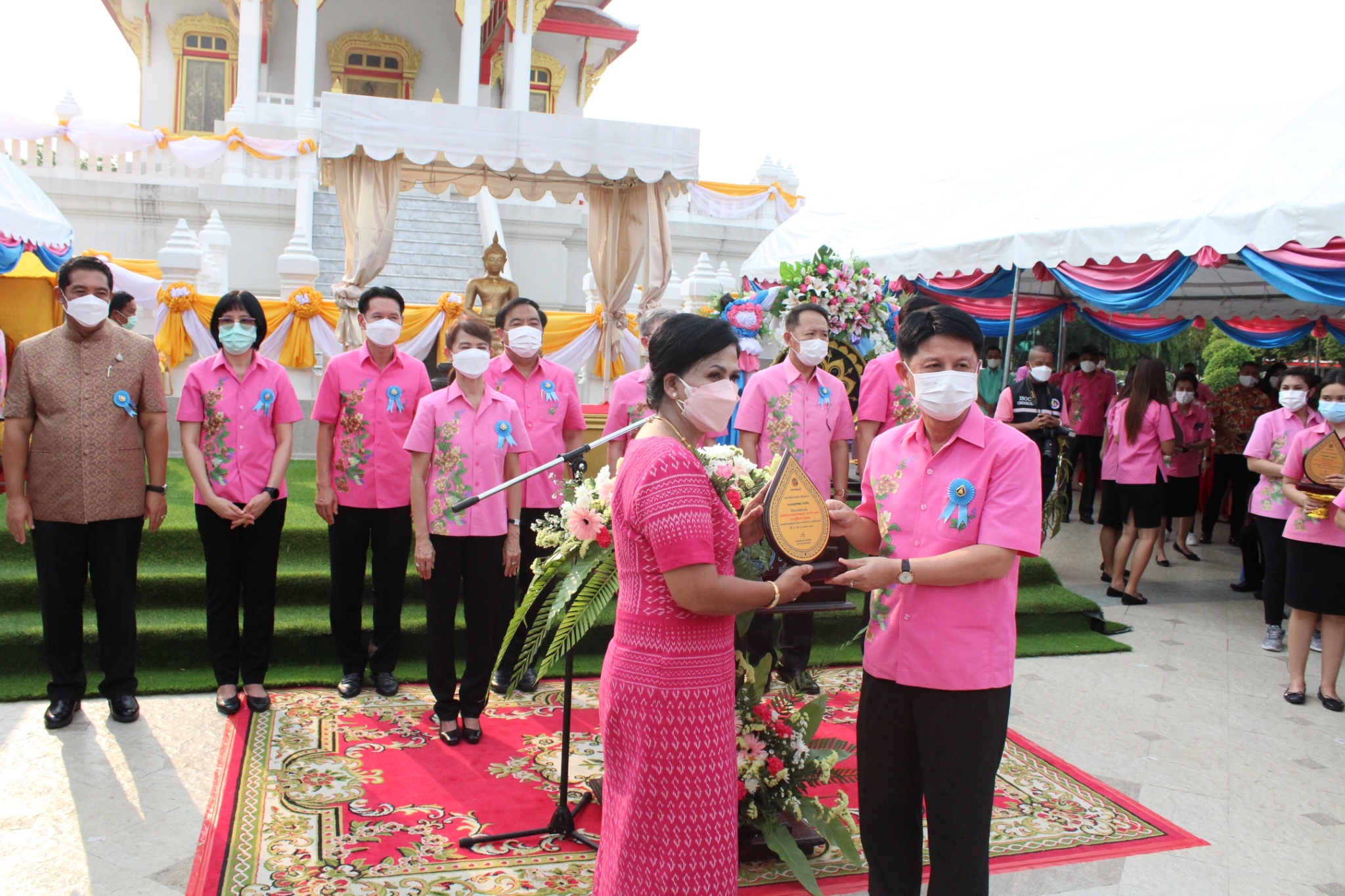 ผู้ว่าราชการจังหวัดชลบุรี เปิดงานนมัสการพระพุทธสิหิงค์ฯ และงานสงกรานต์ จังหวัดชลบุรี ประจำปี 2565