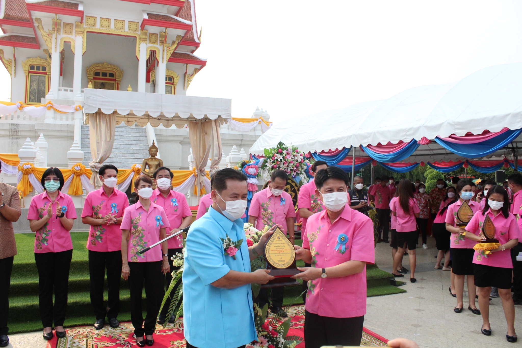 ผู้ว่าราชการจังหวัดชลบุรี เปิดงานนมัสการพระพุทธสิหิงค์ฯ และงานสงกรานต์ จังหวัดชลบุรี ประจำปี 2565