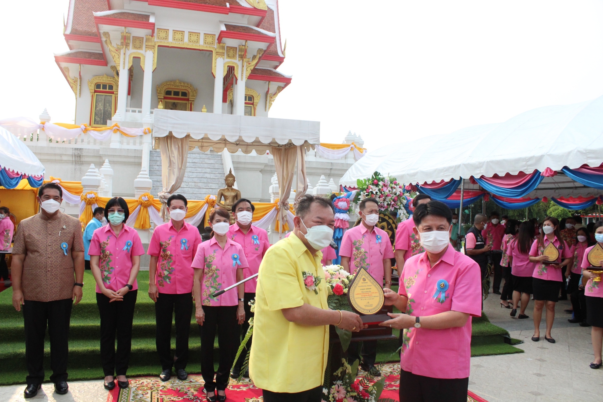 ผู้ว่าราชการจังหวัดชลบุรี เปิดงานนมัสการพระพุทธสิหิงค์ฯ และงานสงกรานต์ จังหวัดชลบุรี ประจำปี 2565