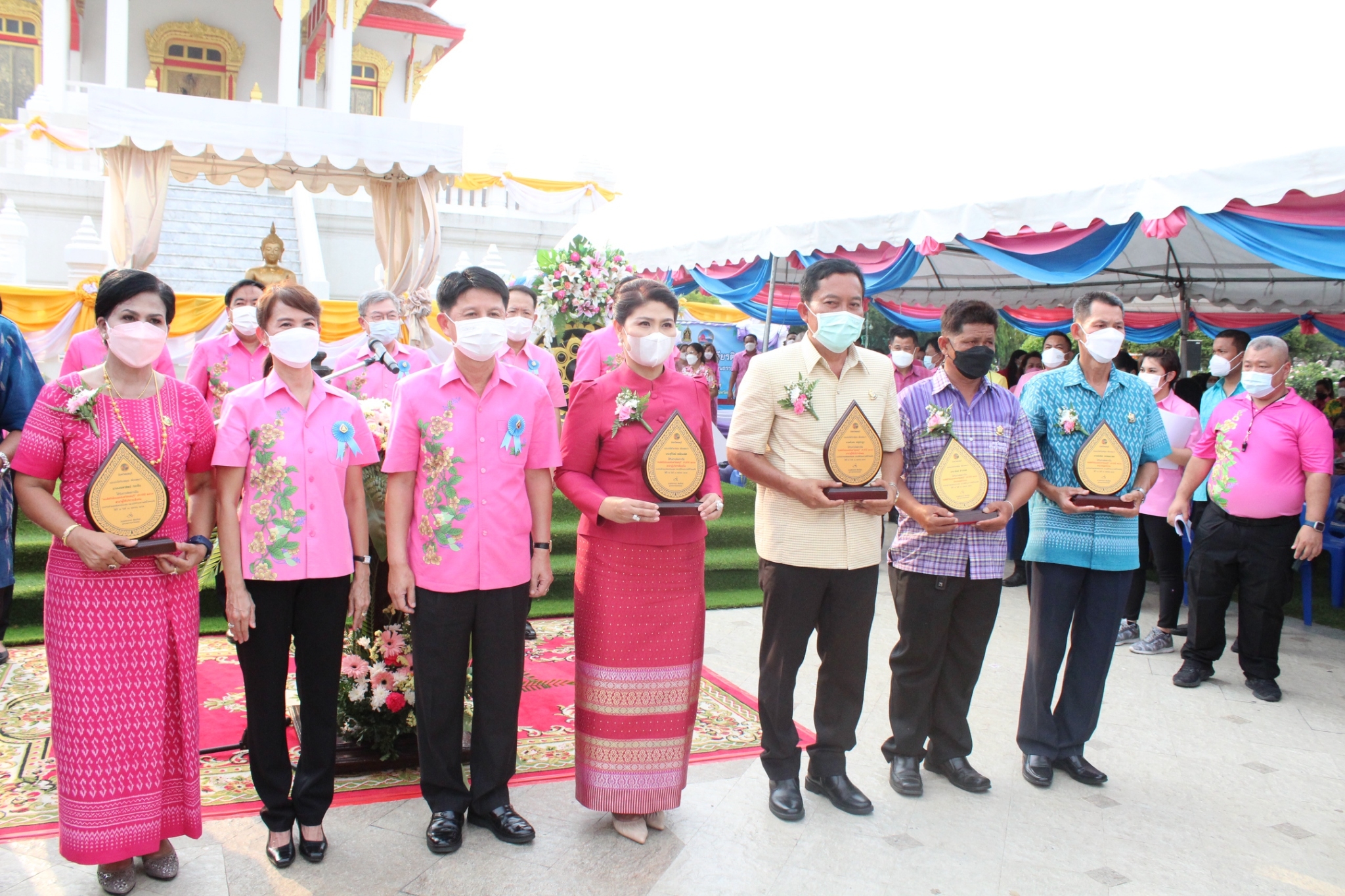 ผู้ว่าราชการจังหวัดชลบุรี เปิดงานนมัสการพระพุทธสิหิงค์ฯ และงานสงกรานต์ จังหวัดชลบุรี ประจำปี 2565