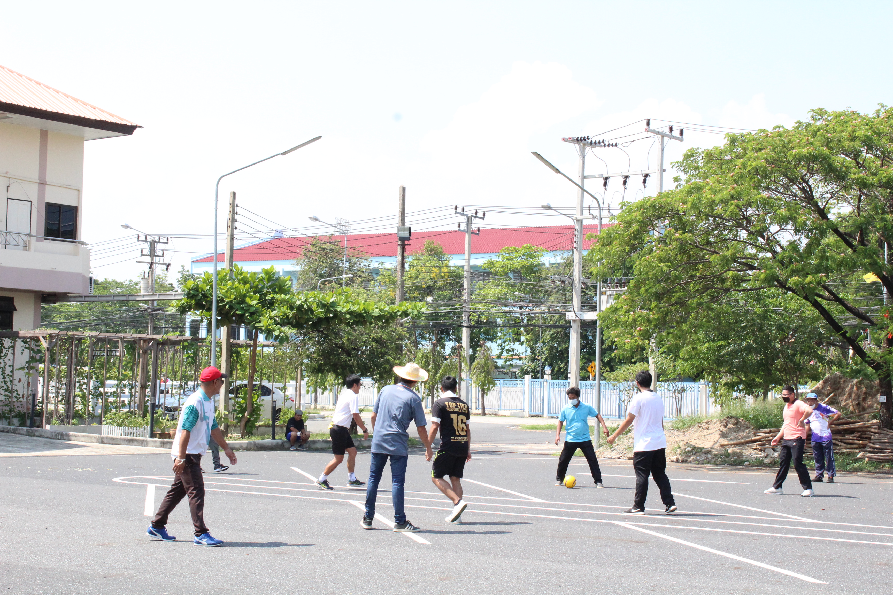 พช.ชลบุรี จัดโครงการแข่งขันกีฬา “สานสัมพันธ์น้องพี่ 60 ปี พช.”