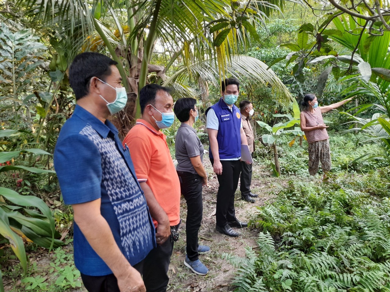 ผู้ตรวจราชการกรมการพัฒนาชุมชนตรวจติดตามผลการดำเนินงาน ศจพ. จังหวัดชลบุรี