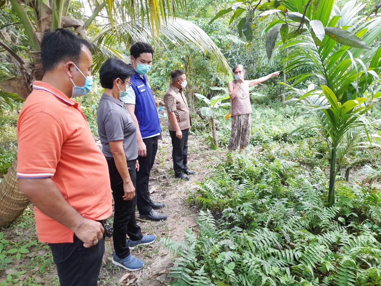 ผู้ตรวจราชการกรมการพัฒนาชุมชนตรวจติดตามผลการดำเนินงาน ศจพ. จังหวัดชลบุรี