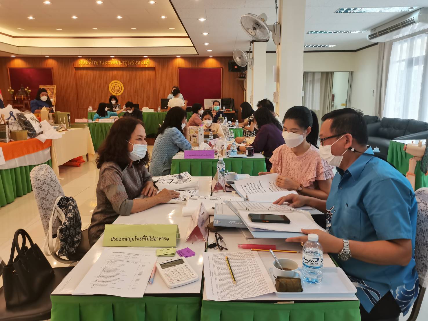 พช.ชลบุรี ดำเนินการคัดสรรสุดยอดหนึ่งตำบล หนึ่งผลิตภัณฑ์ไทย​ ปี​ พ.ศ.2565​ (OTOP Product Champion : OPC)