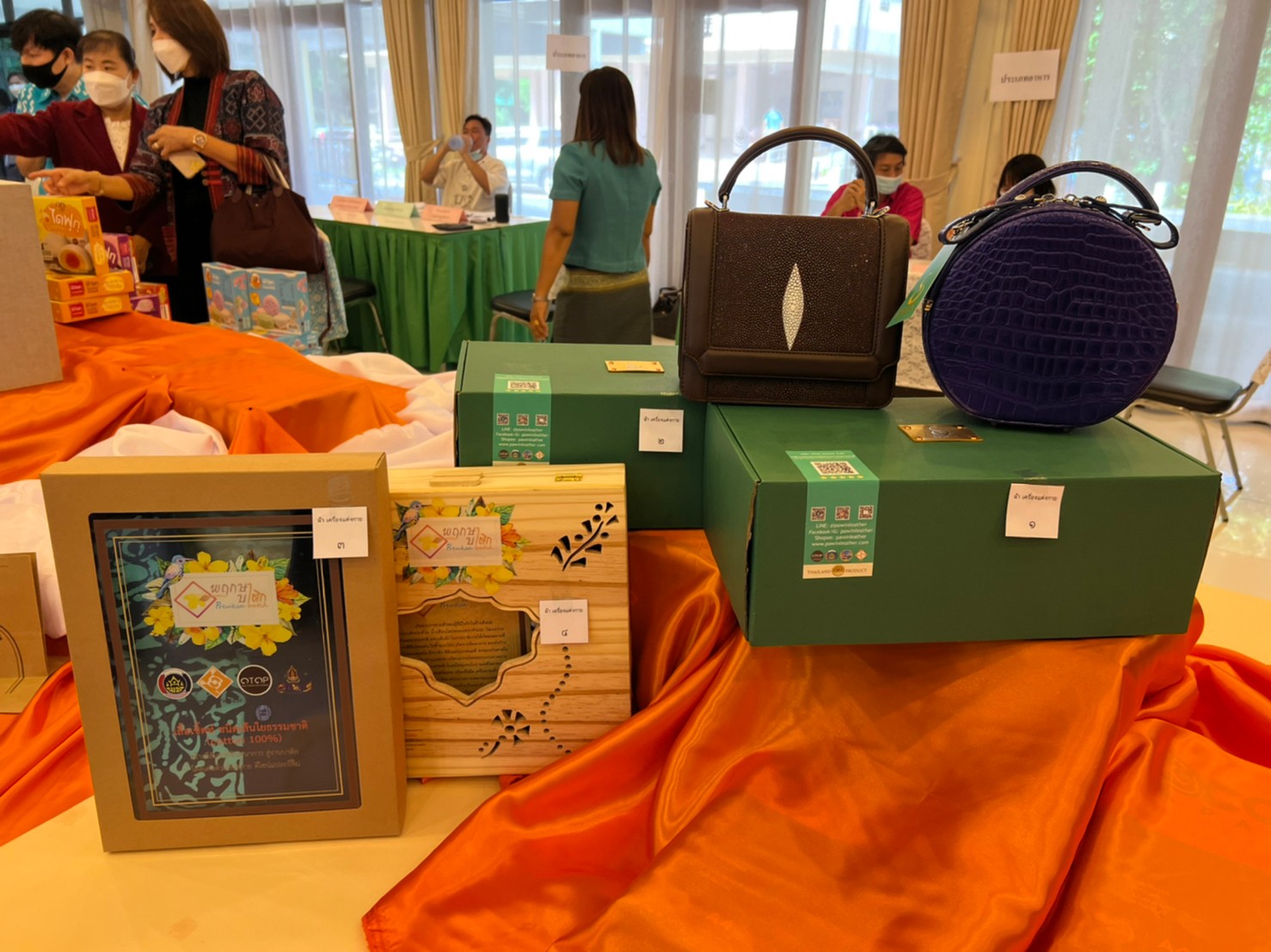 พช.ชลบุรี ดำเนินการคัดสรรสุดยอดหนึ่งตำบล หนึ่งผลิตภัณฑ์ไทย​ ปี​ พ.ศ.2565​ (OTOP Product Champion : OPC)