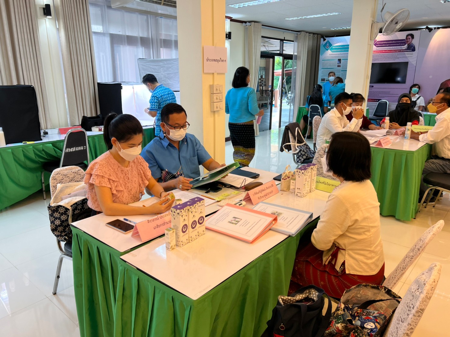 พช.ชลบุรี ดำเนินการคัดสรรสุดยอดหนึ่งตำบล หนึ่งผลิตภัณฑ์ไทย​ ปี​ พ.ศ.2565​ (OTOP Product Champion : OPC)