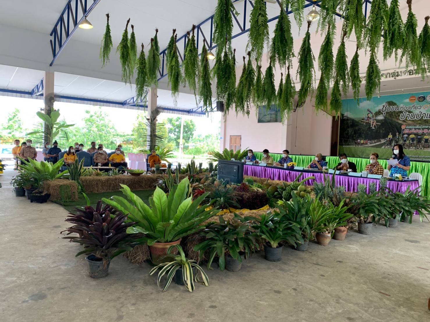 จังหวัดชลบุรี ลงพื้นที่คัดสรรกิจกรรมพัฒนาชุมชนดีเด่นระดับจังหวัด ประจำปี 2565