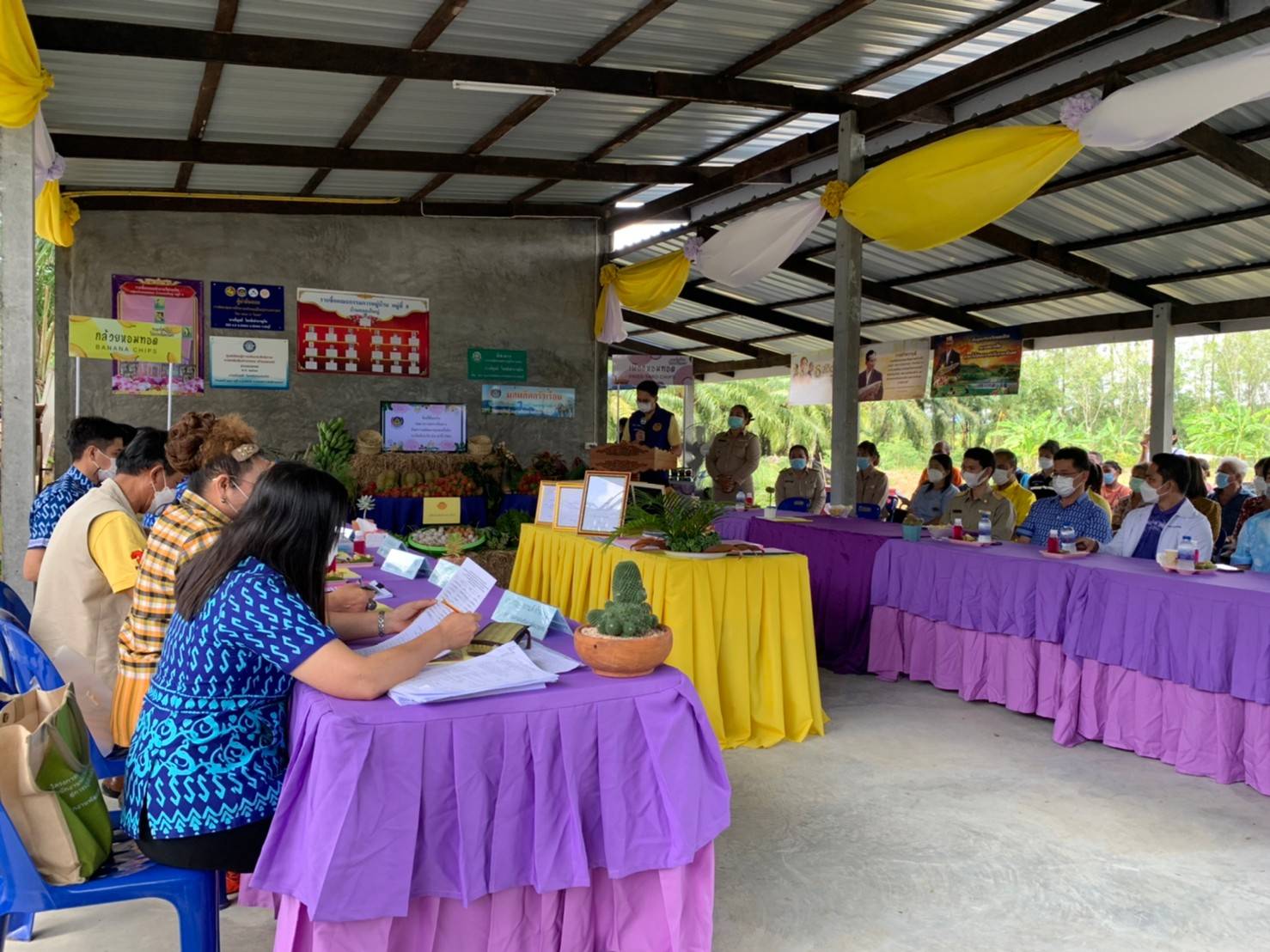 จังหวัดชลบุรี ลงพื้นที่คัดสรรกิจกรรมพัฒนาชุมชนดีเด่นระดับจังหวัด ประจำปี 2565