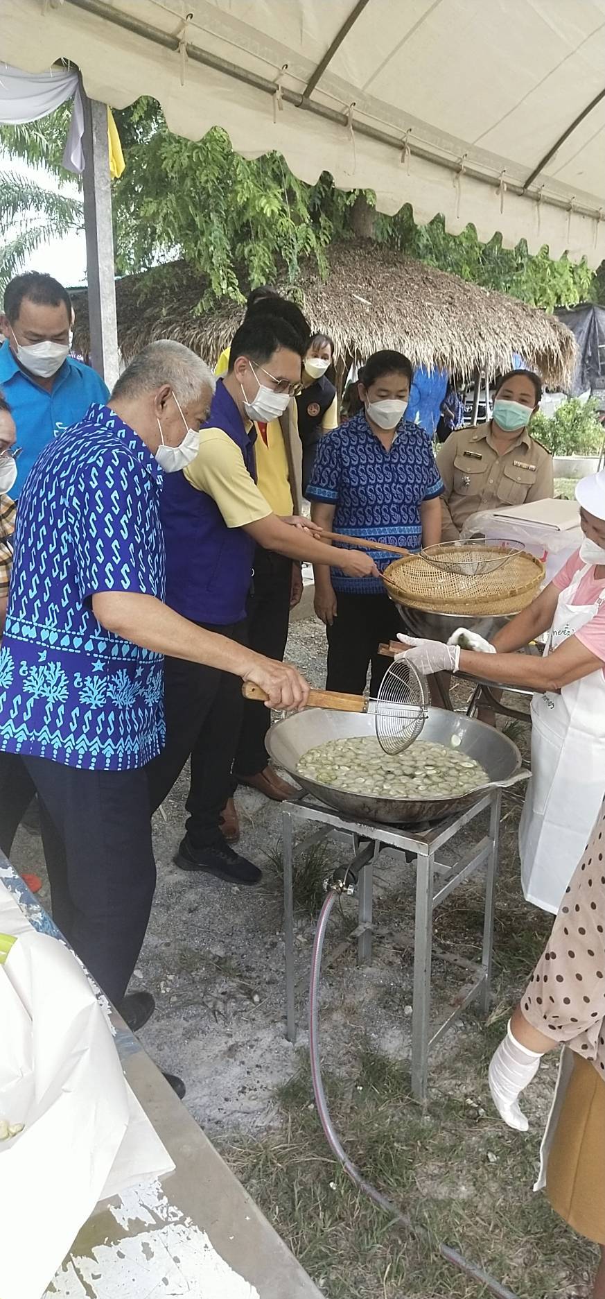 จังหวัดชลบุรี ลงพื้นที่คัดสรรกิจกรรมพัฒนาชุมชนดีเด่นระดับจังหวัด ประจำปี 2565