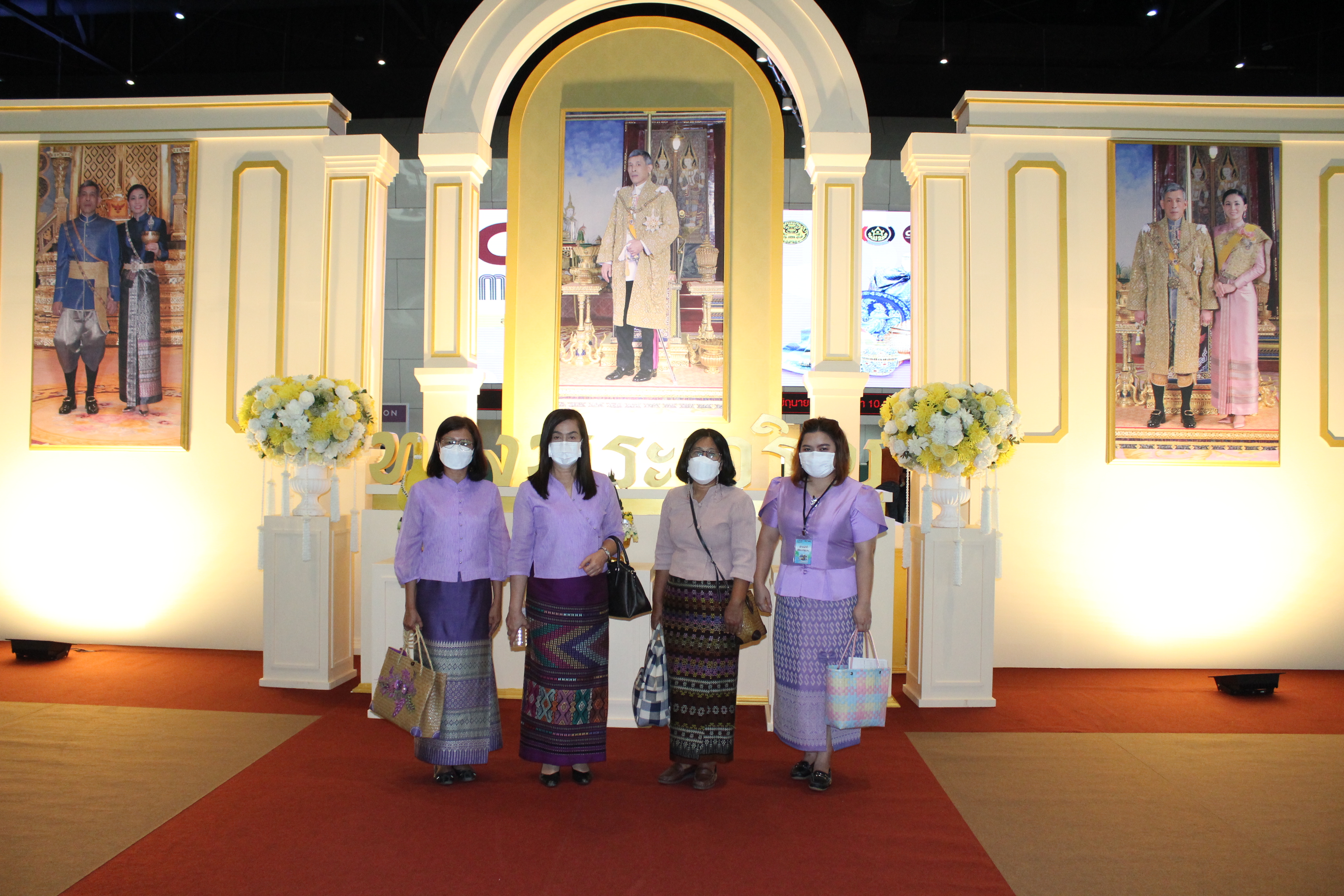 มท.1 เป็นประธานเปิดงาน OTOP MIDYEAR 2022