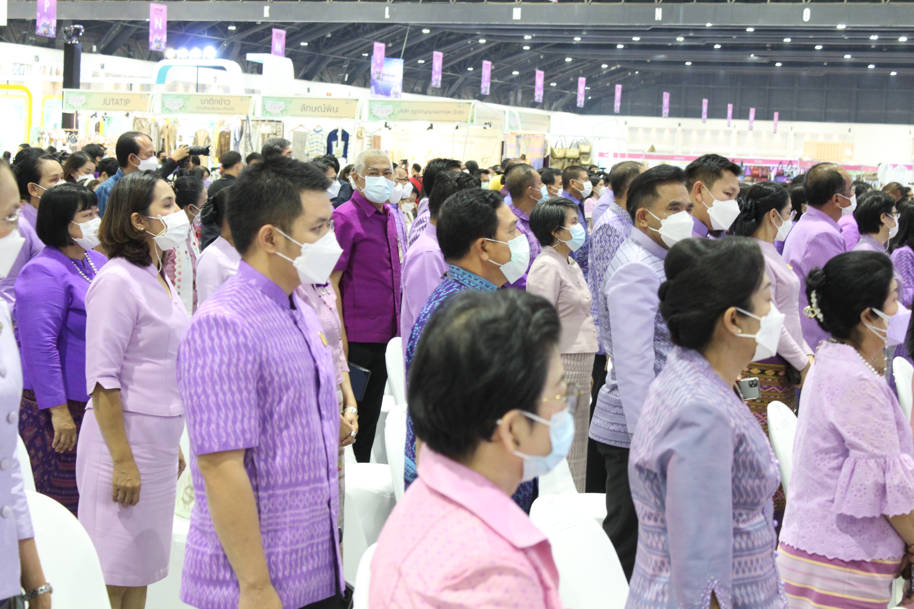 มท.1 เป็นประธานเปิดงาน OTOP MIDYEAR 2022