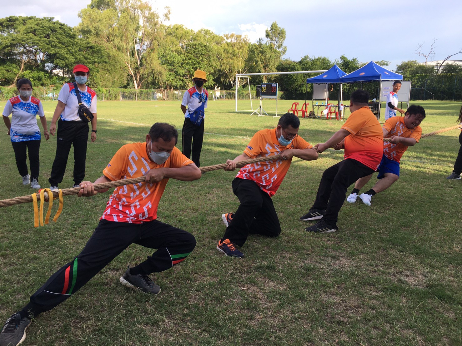 การแข่งขันกีฬาเชื่อมความสามัคคี “สานสัมพันธ์น้องพี่ 60 ปี พช.” เขตตรวจราชการที่ 8