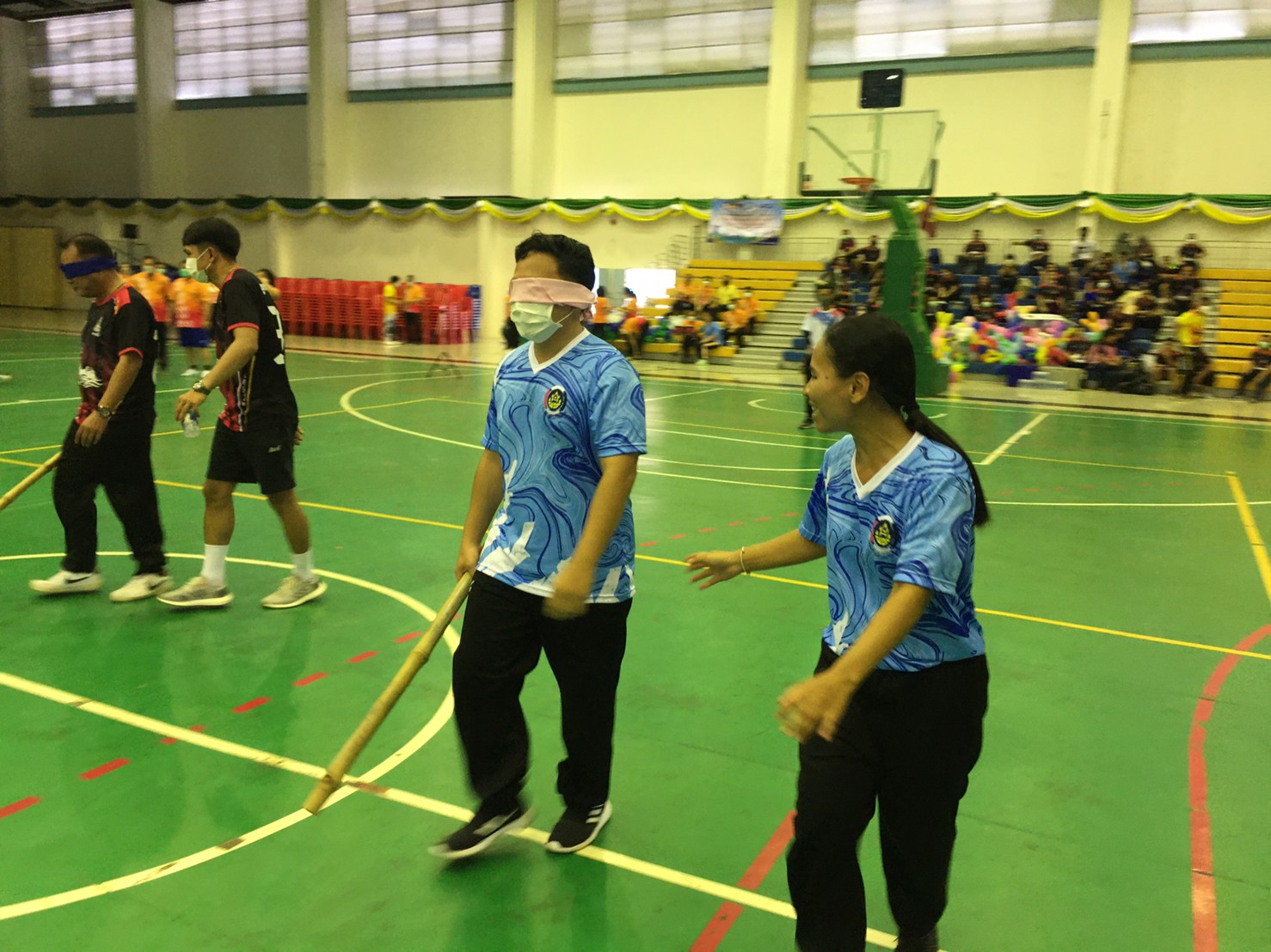 การแข่งขันกีฬาเชื่อมความสามัคคี “สานสัมพันธ์น้องพี่ 60 ปี พช.” เขตตรวจราชการที่ 8