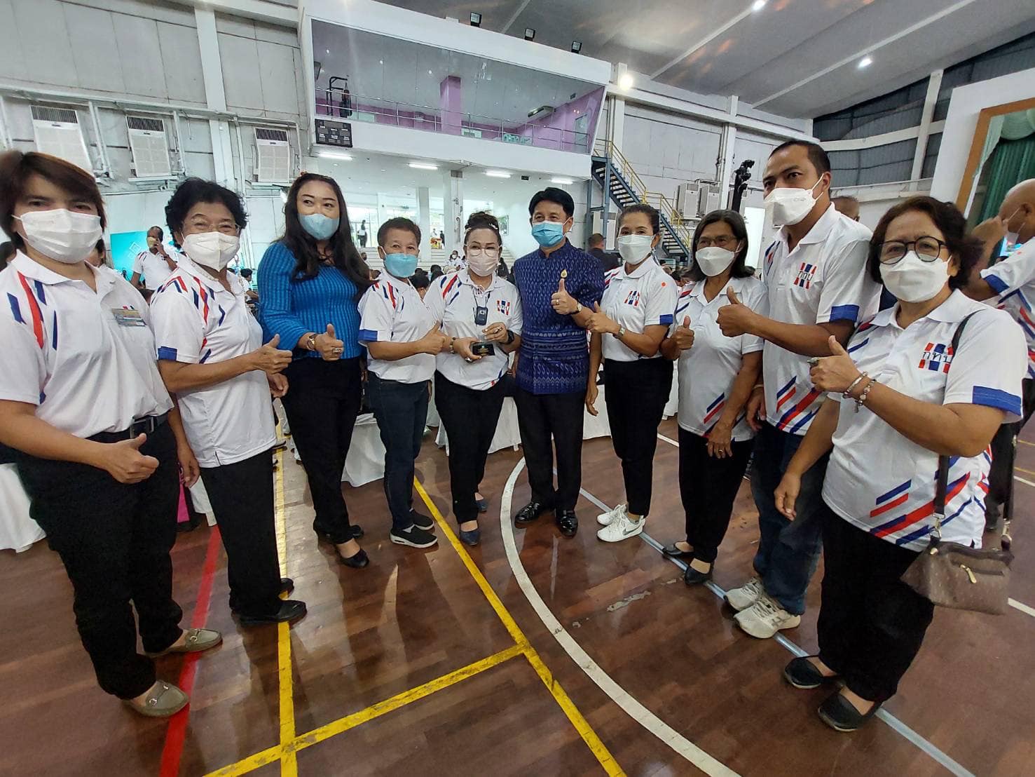 รมต.สำนักนายกรัฐมนตรี เปิดโครงการส่งเสริมและสร้างโอกาสในการพัฒนาหมู่บ้านและชุมชน กทบ.